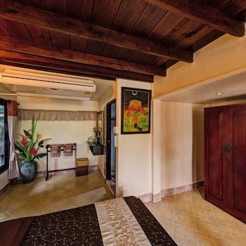 - Adults Only Hostel *