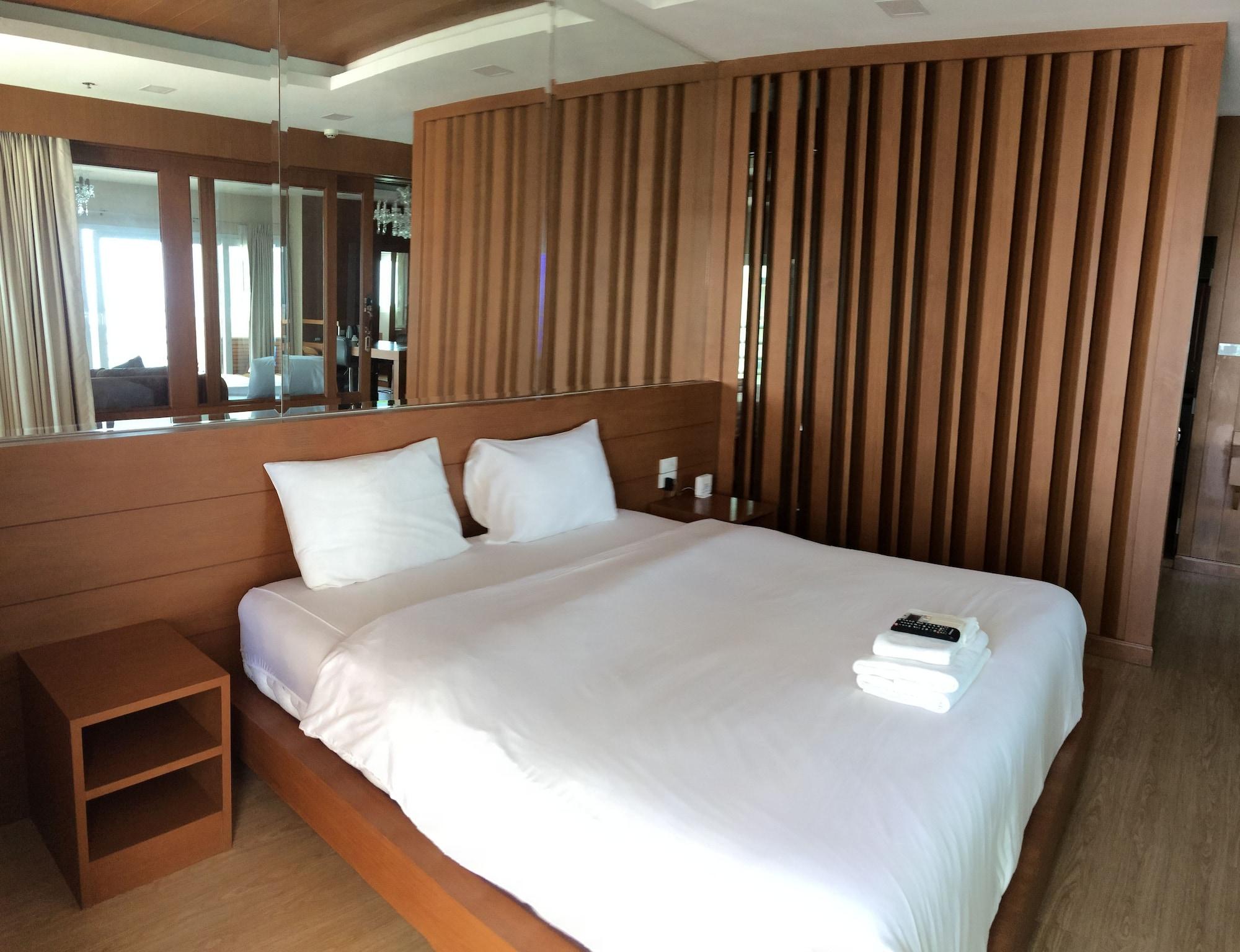 View Talay 6 By Honey Hotel