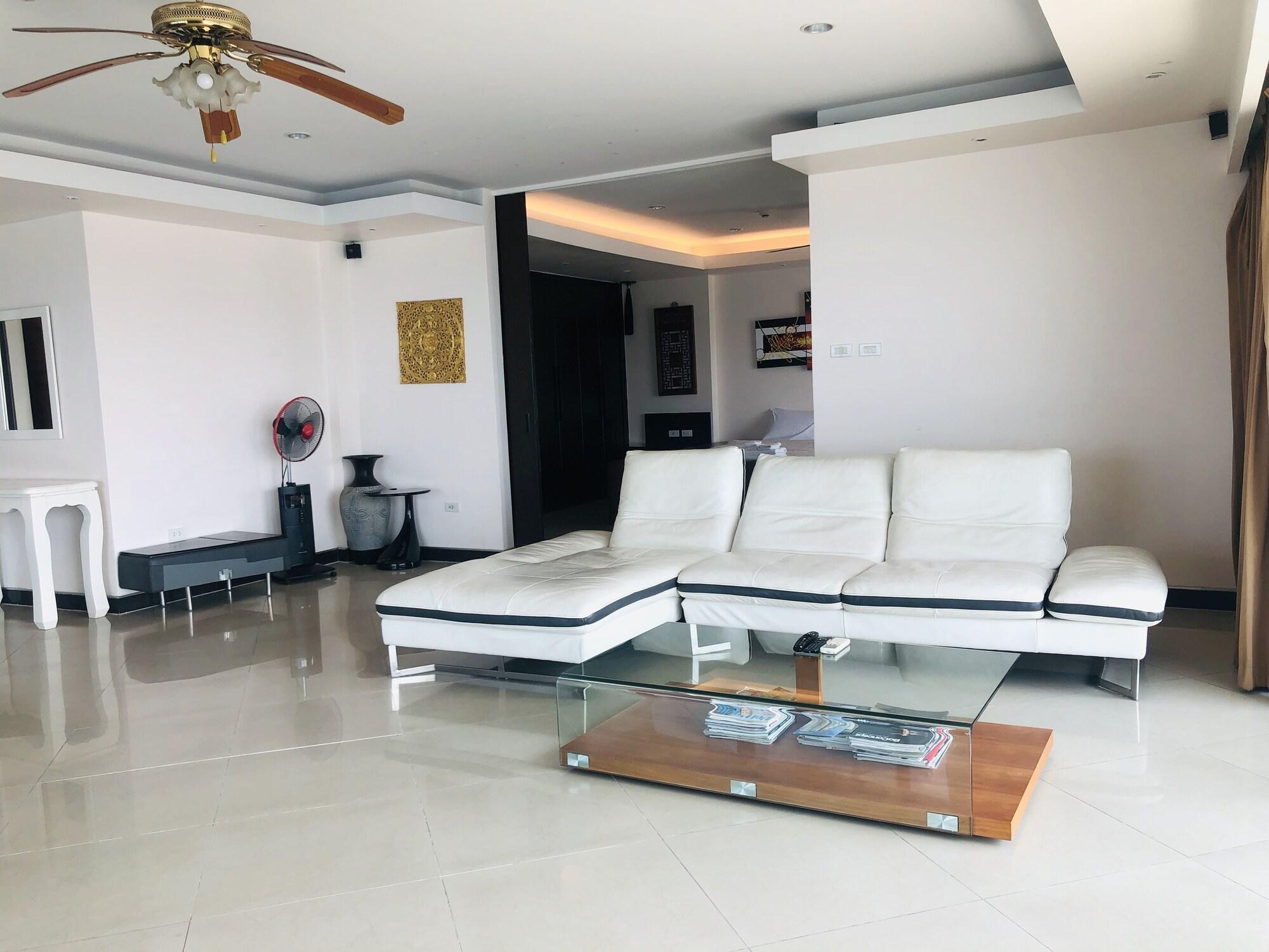 View Talay 6 By Honey Hotel 3*