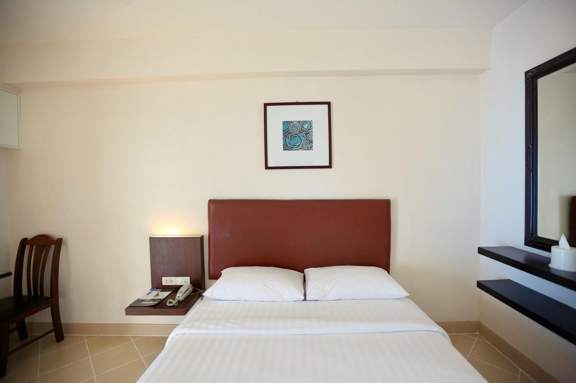 Synsiri 5 Navamin 96 Hotel *