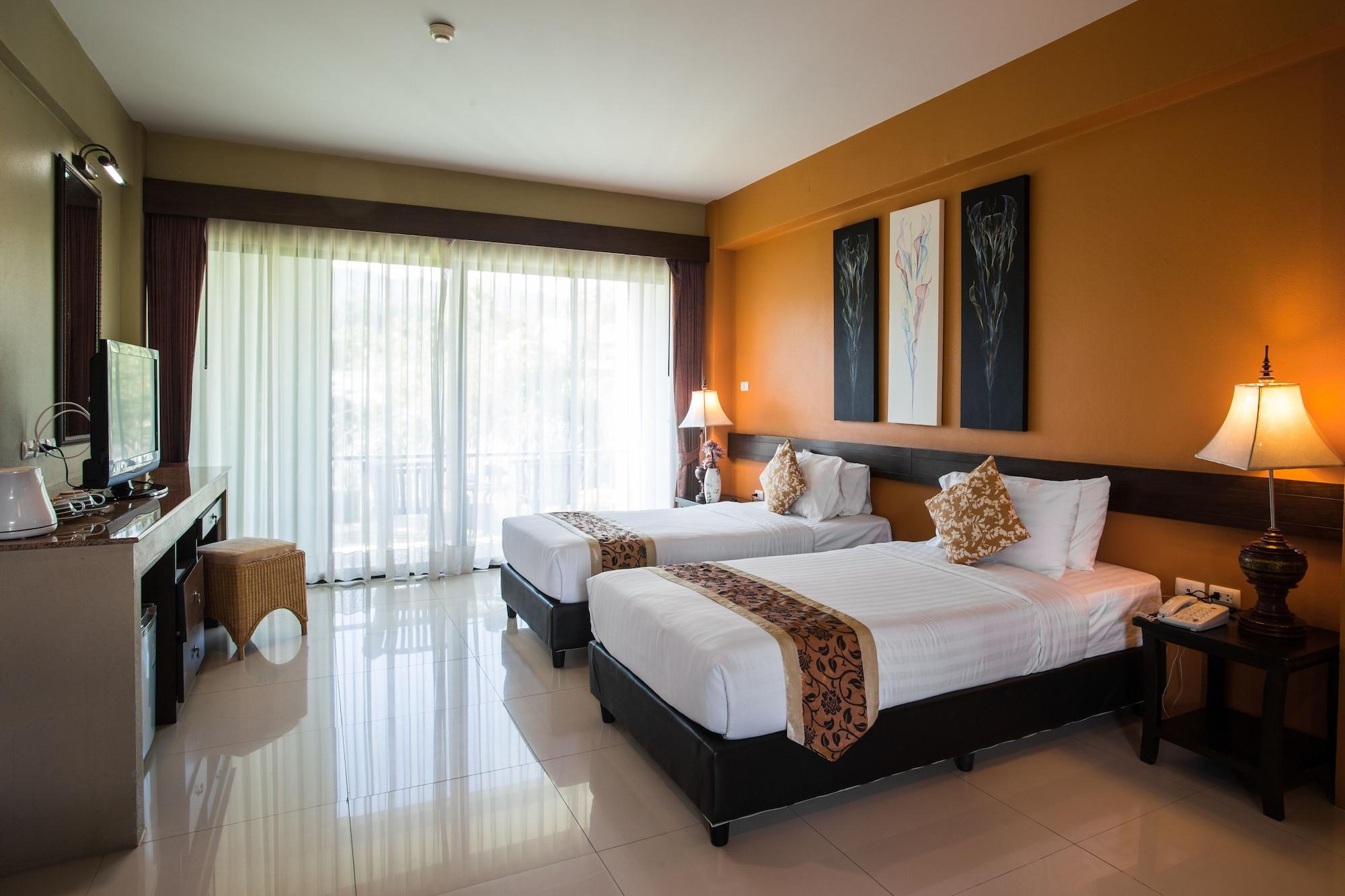 Resort Poonyamantra 4*