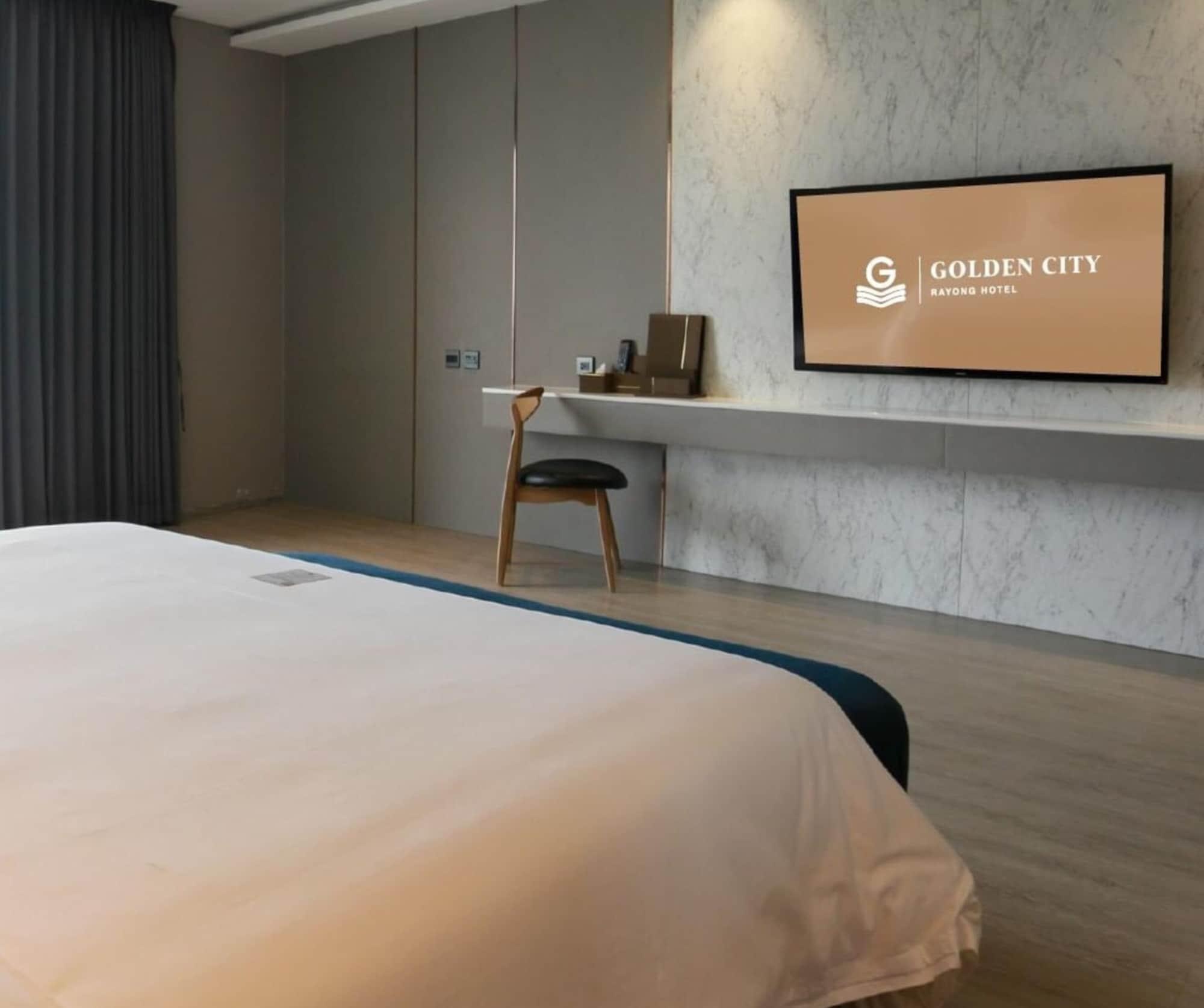 Hotel Golden 4*