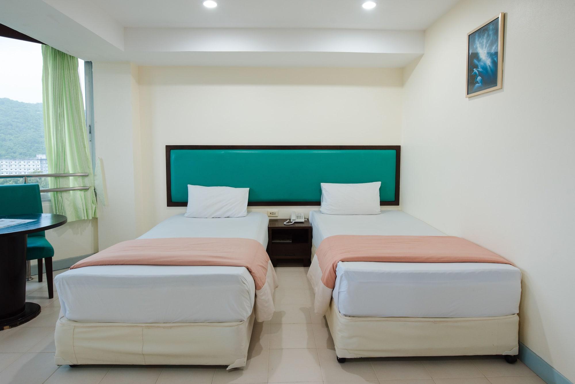 Nice Beach Hotel Hotel
