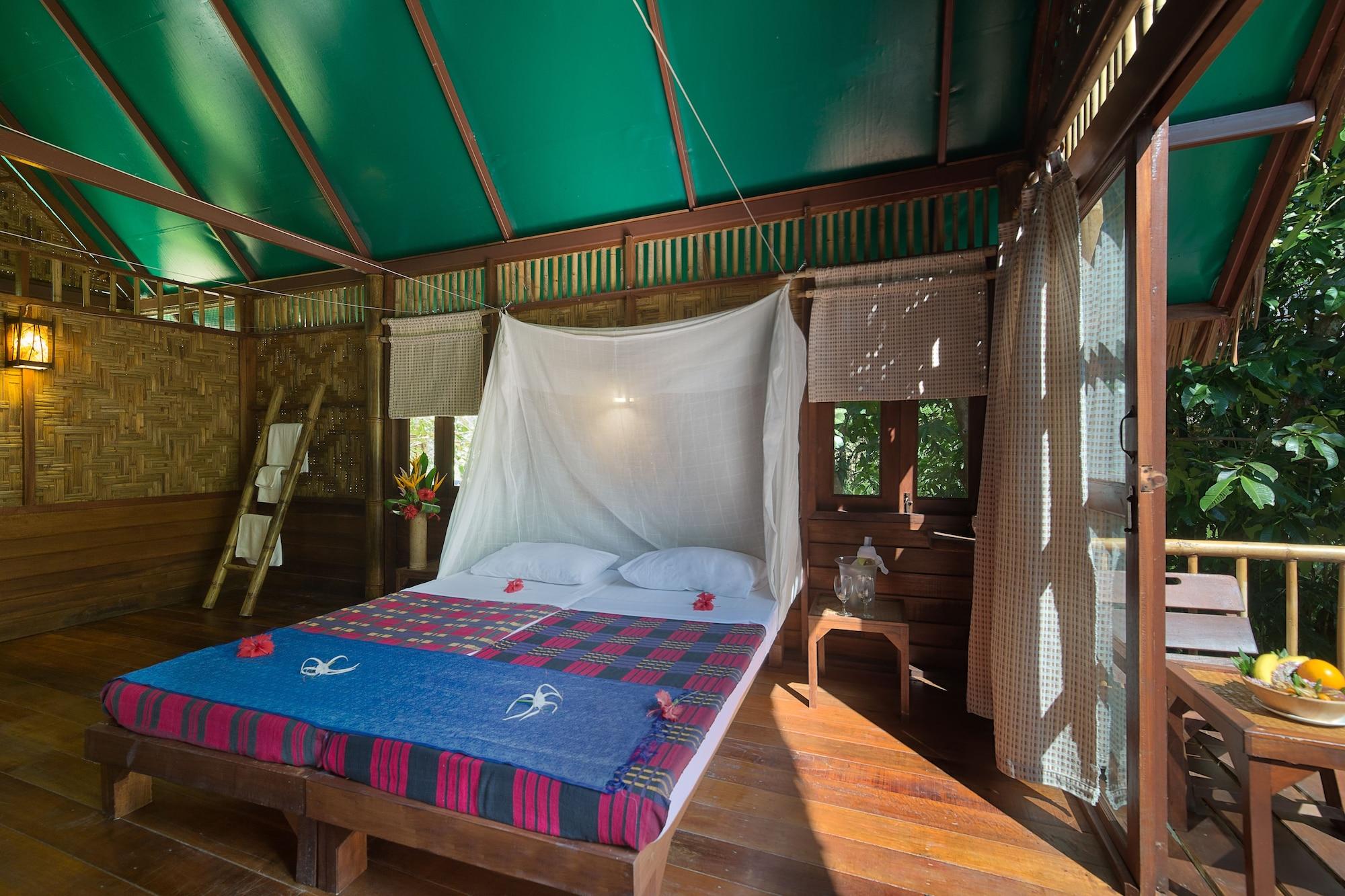 Resort Our Jungle Camp - Eco Phanom