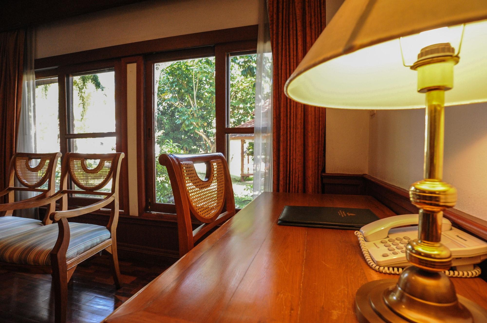 Resort Suan Bua &