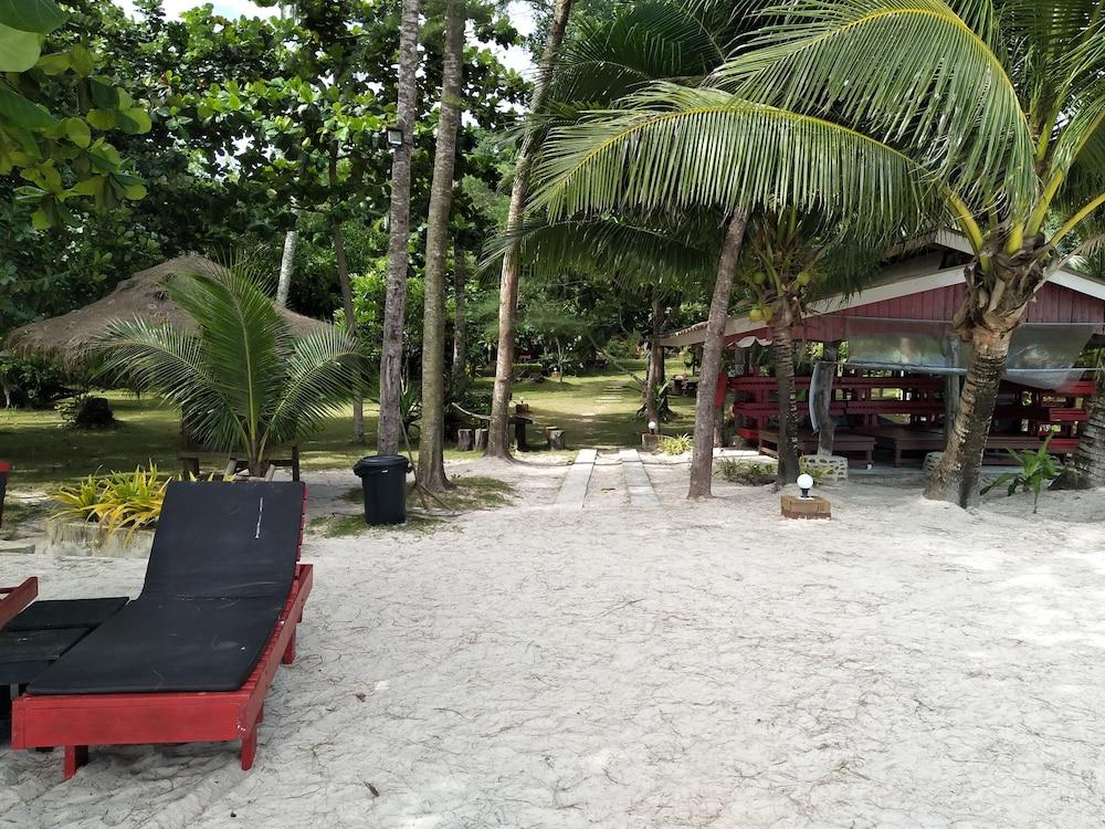 The Sunshine Hotel Ko Kut