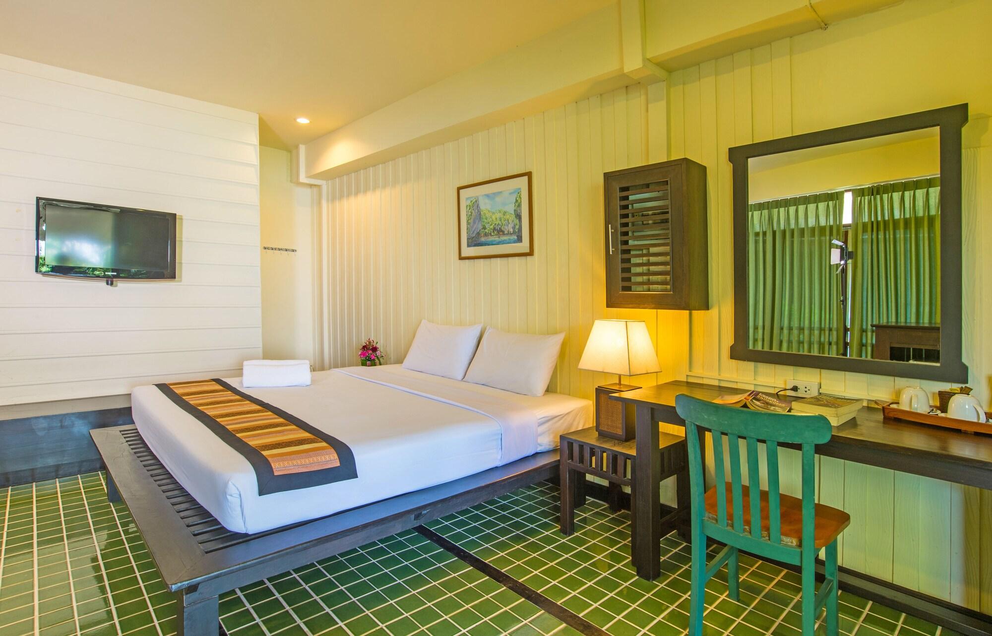 Seaview Hotel 2*