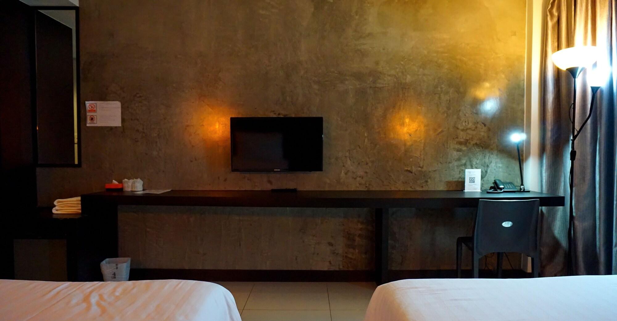 Hotel Hub De Leaf @ Rayong