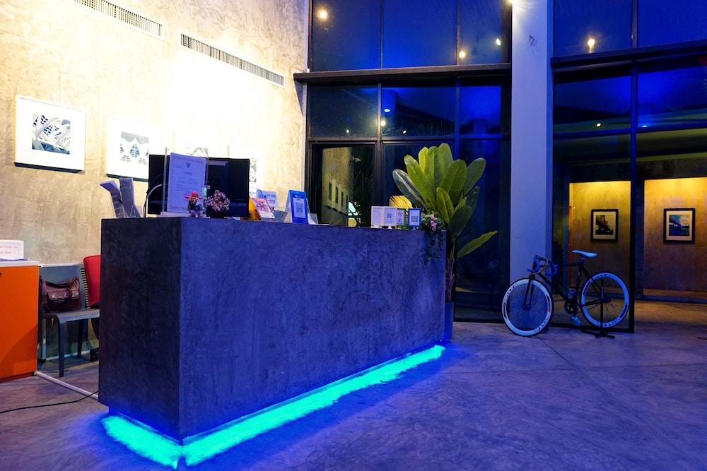 Hotel Hub De Leaf @ Rayong
