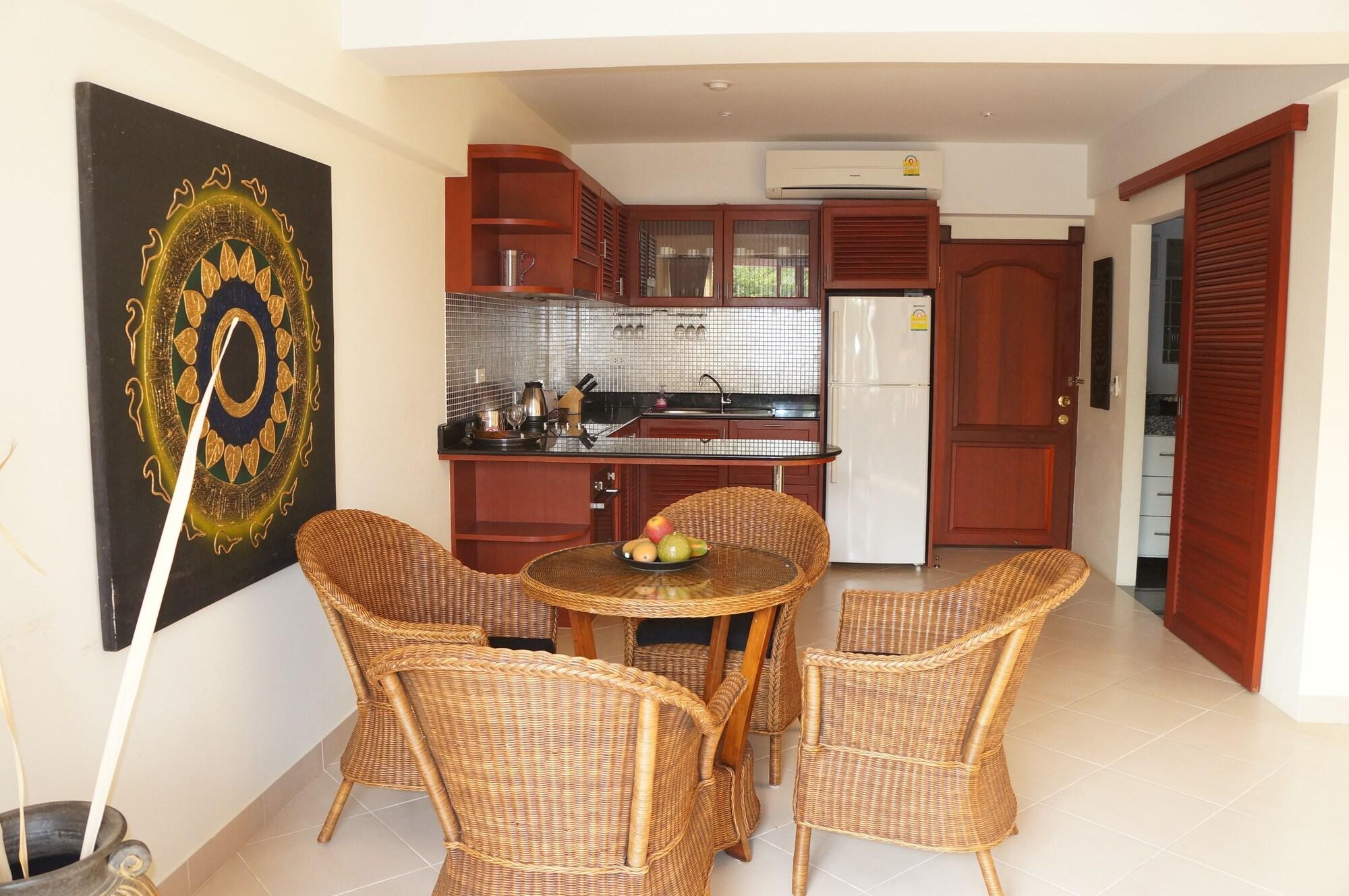 Resort The Royal Tropical At Vip Chain