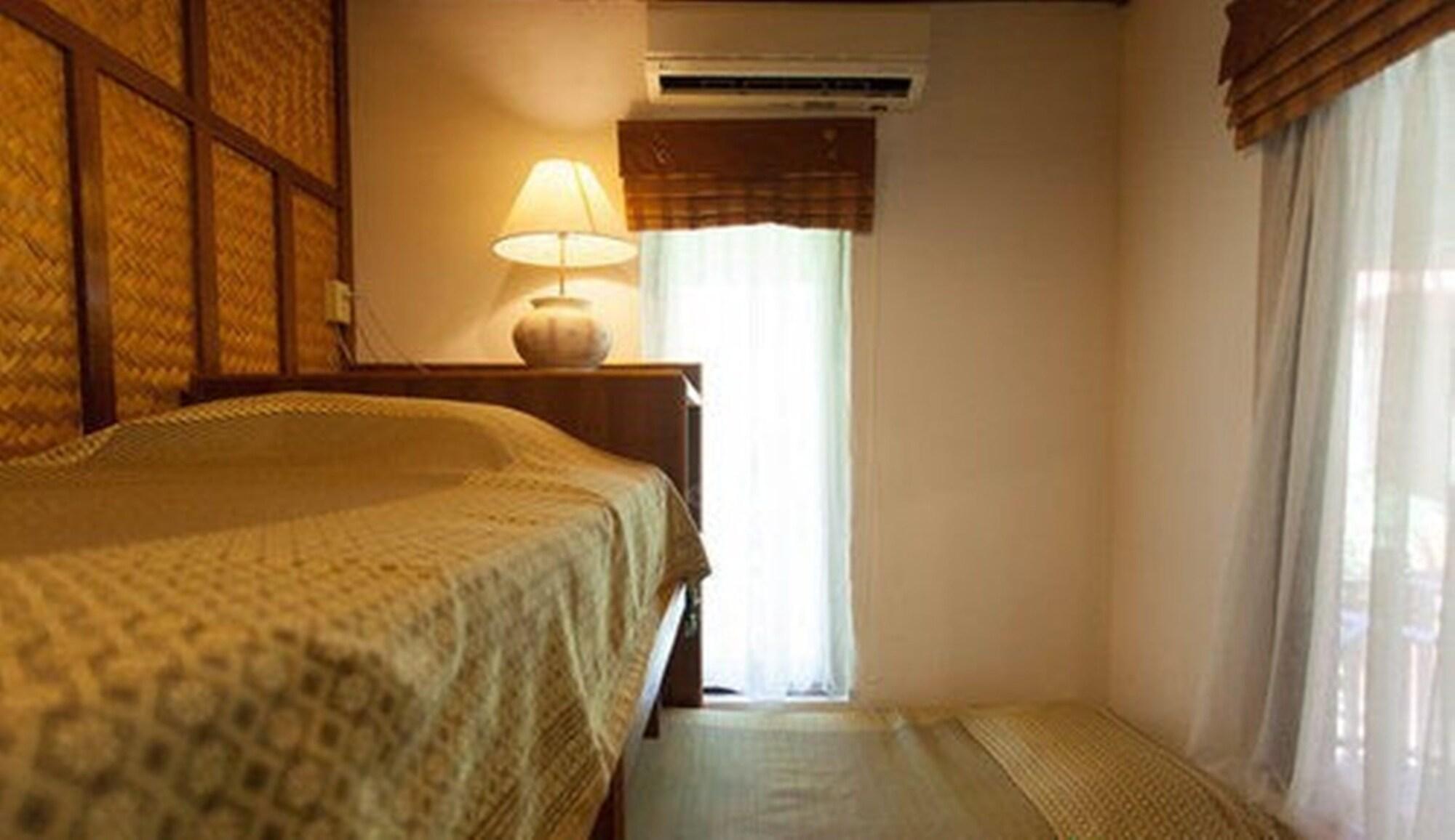 Resort Coral Bangsaphan 3*
