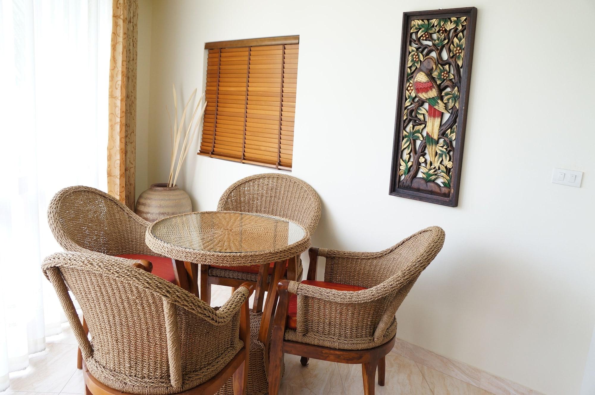 Resort The Royal Tropical At Vip Chain Rayong