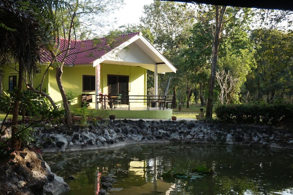 Kwainoy Riverpark 3*
