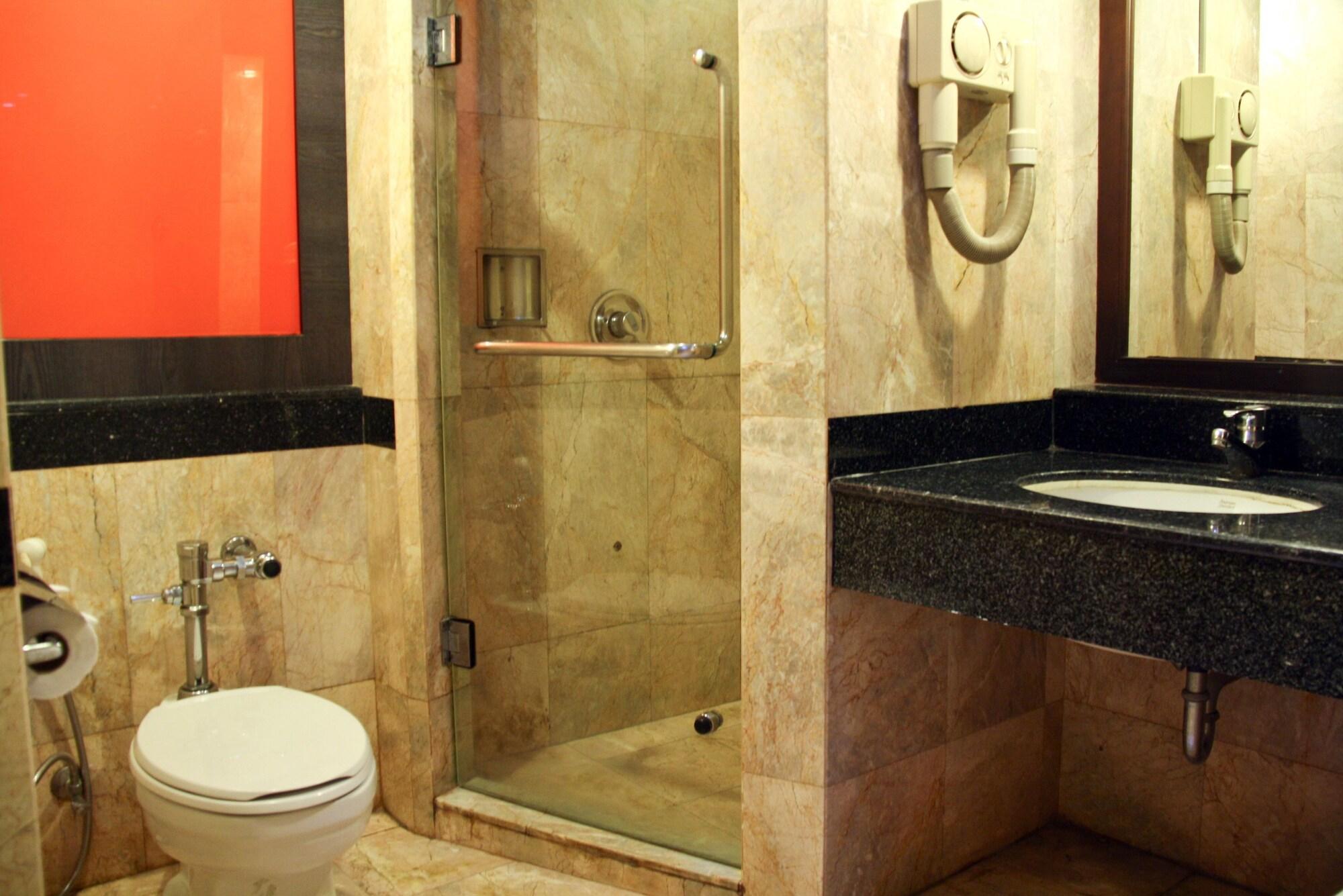Hotel Bp Grand 3*