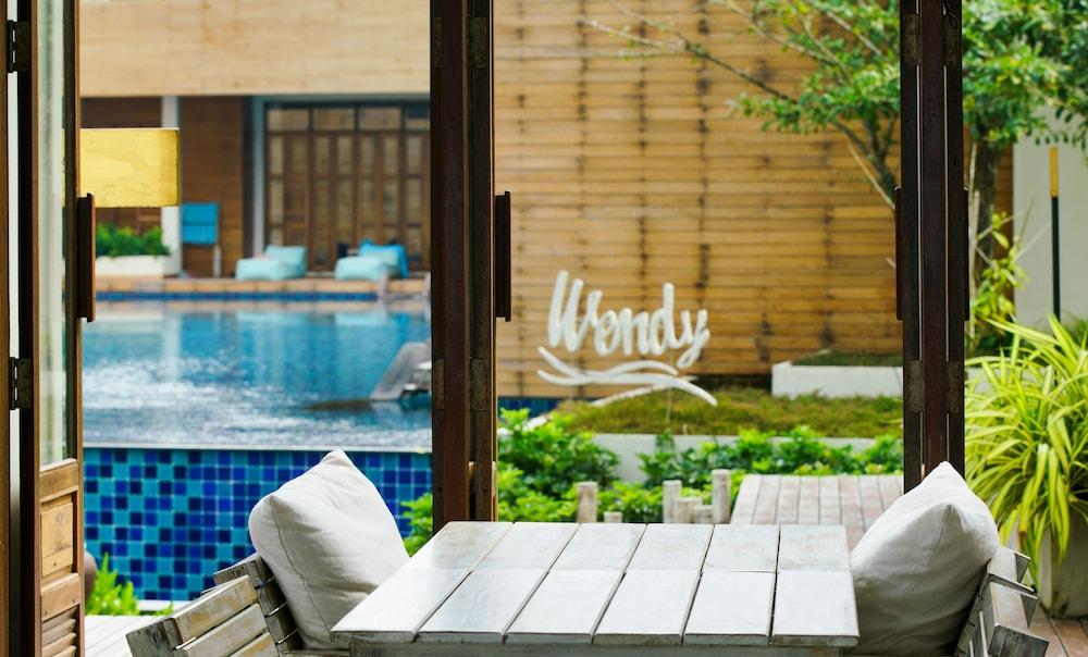 Wendy The Pool @ Koh Kood Resort