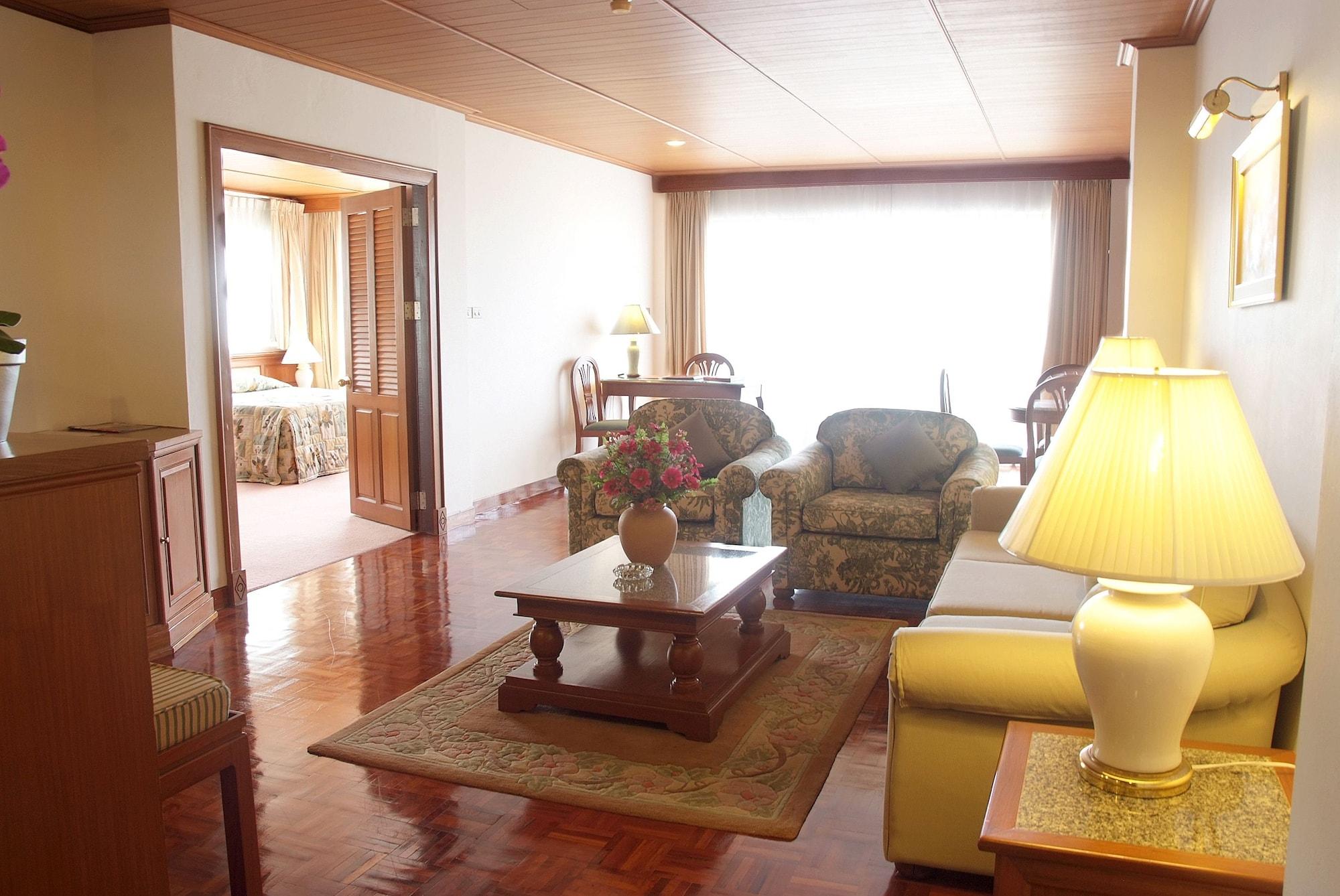 Purimas & Hotel