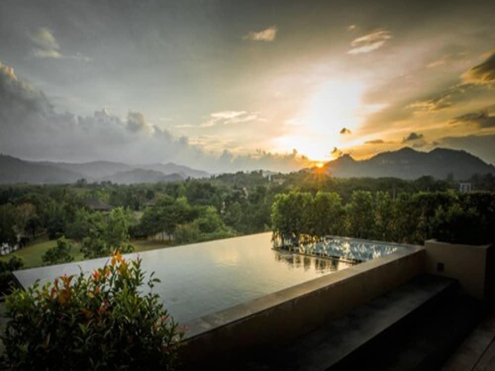 Resort Atta Lakeside - Sha Certified