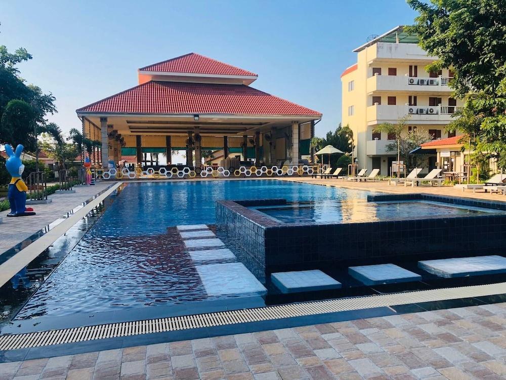 New Travel & Chao Lao Beach