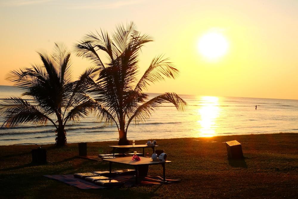 New Travel & 3* Chao Lao Beach