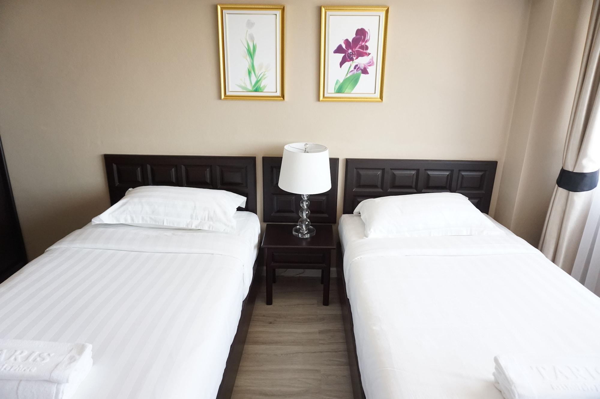 Taris Art Hotel Phrae