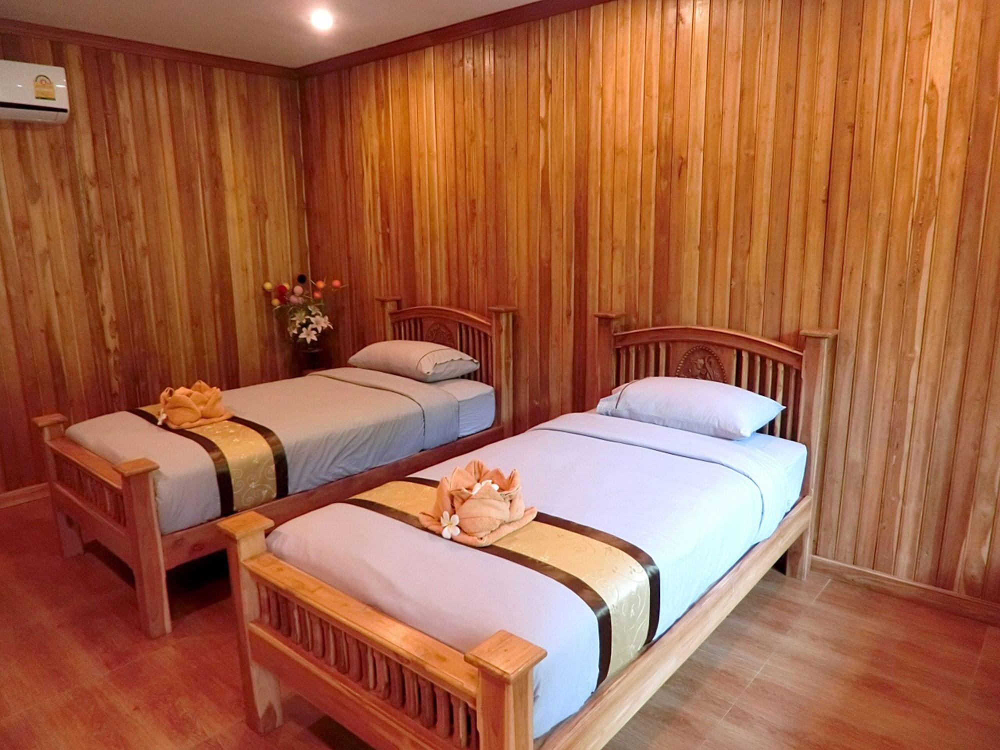 Chom Samed Resort