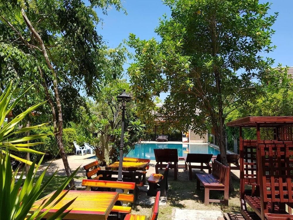 Ban Thaithip Resort