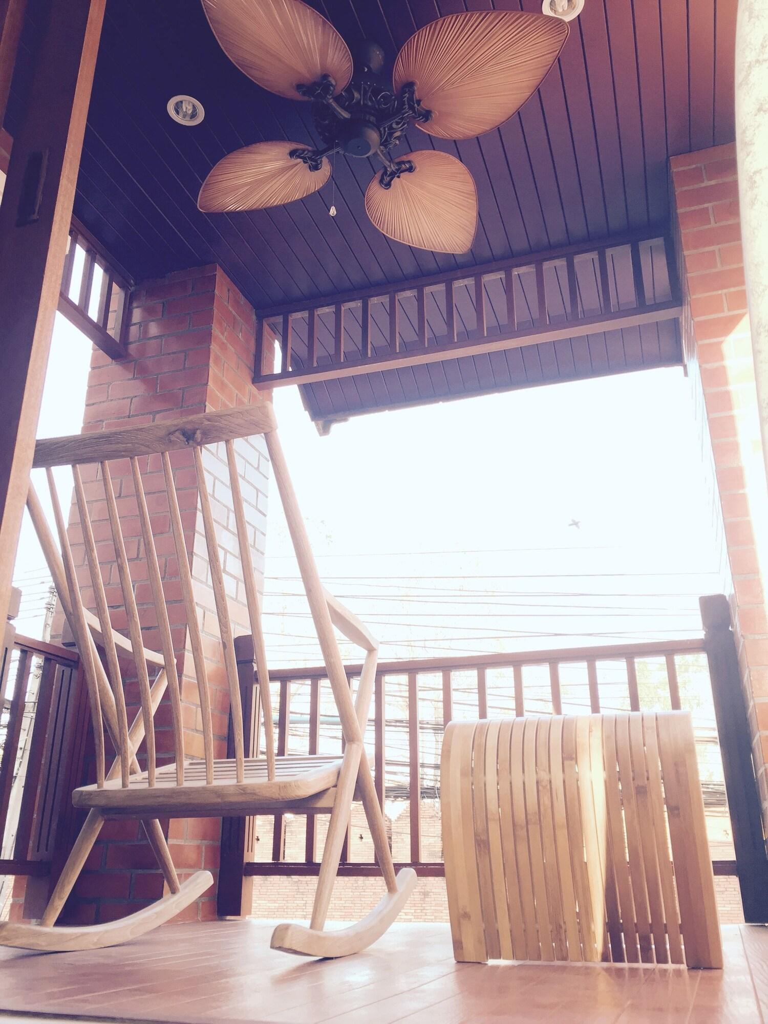 Joyful Thai Boutique Hotel Chiang Mai