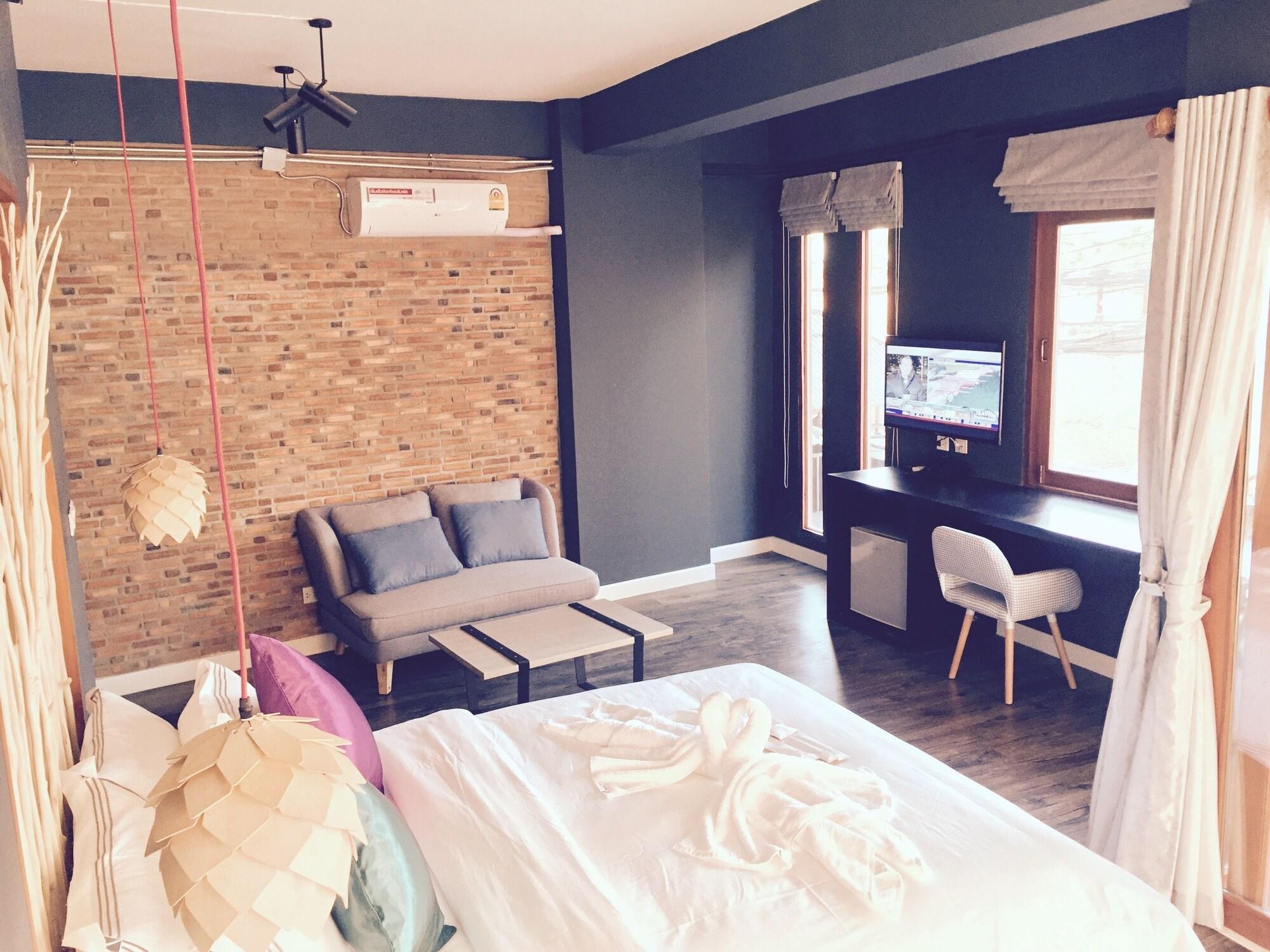 Hotel Joyful Thai Boutique