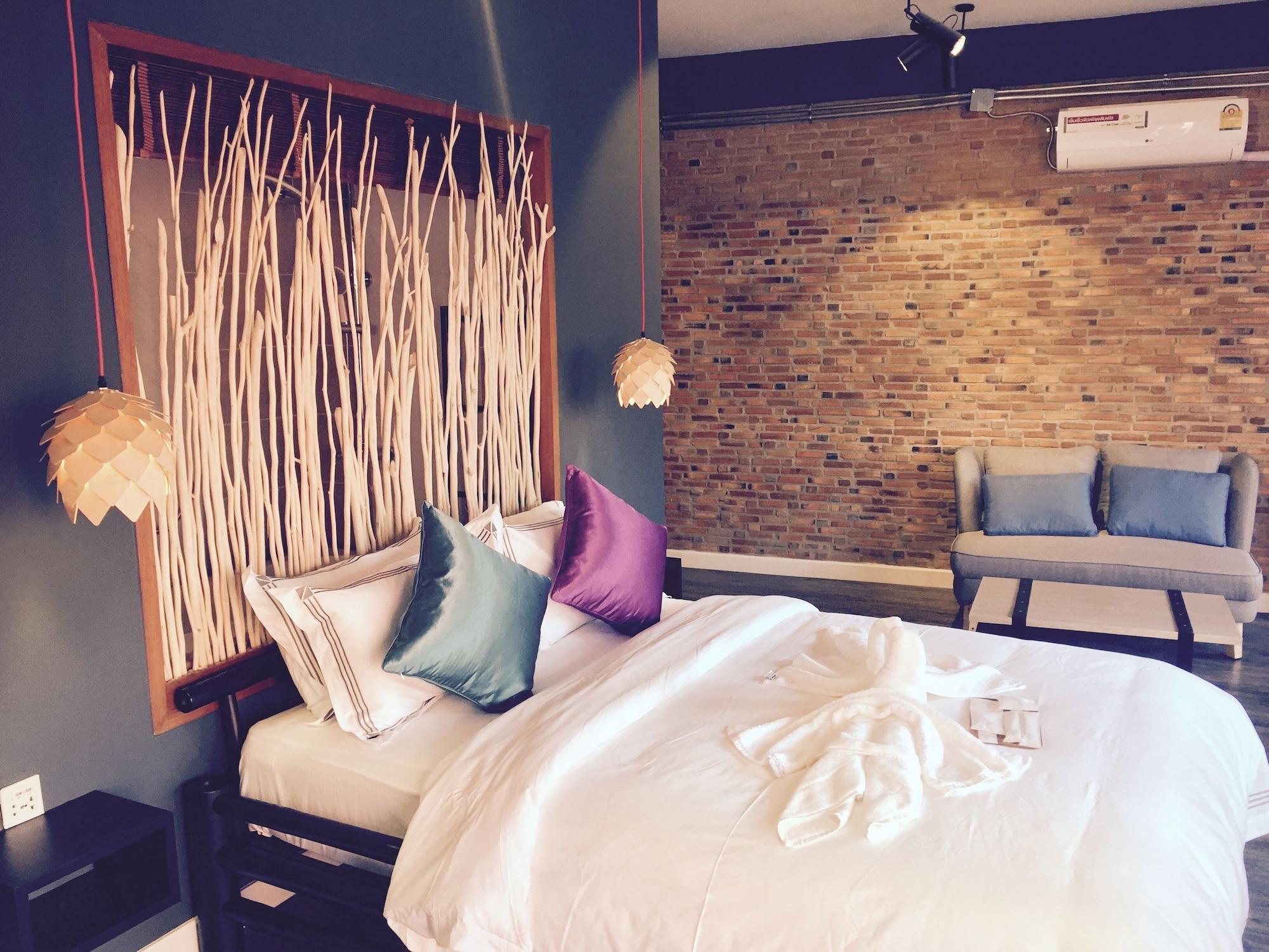 Joyful Thai Boutique Hotel Chiang Mai