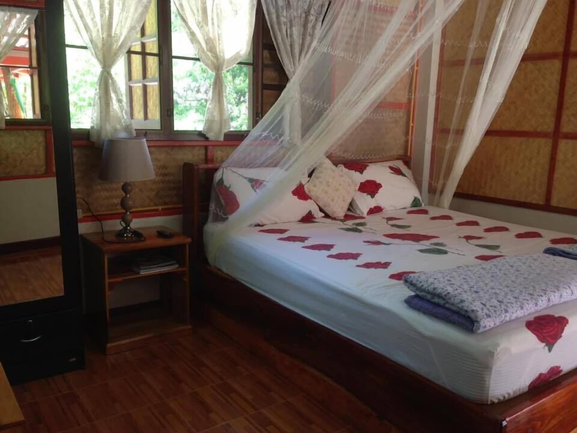 Yayei Homestay Sai Yok