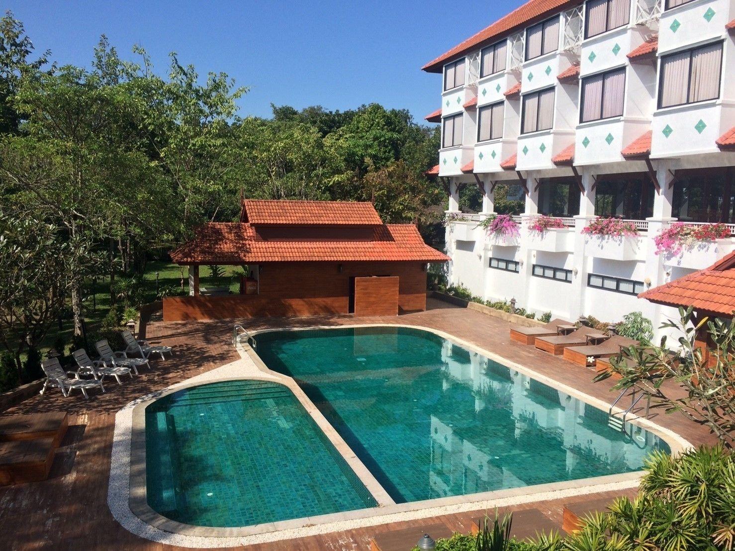 Hotel Life Up And Chiang Mai