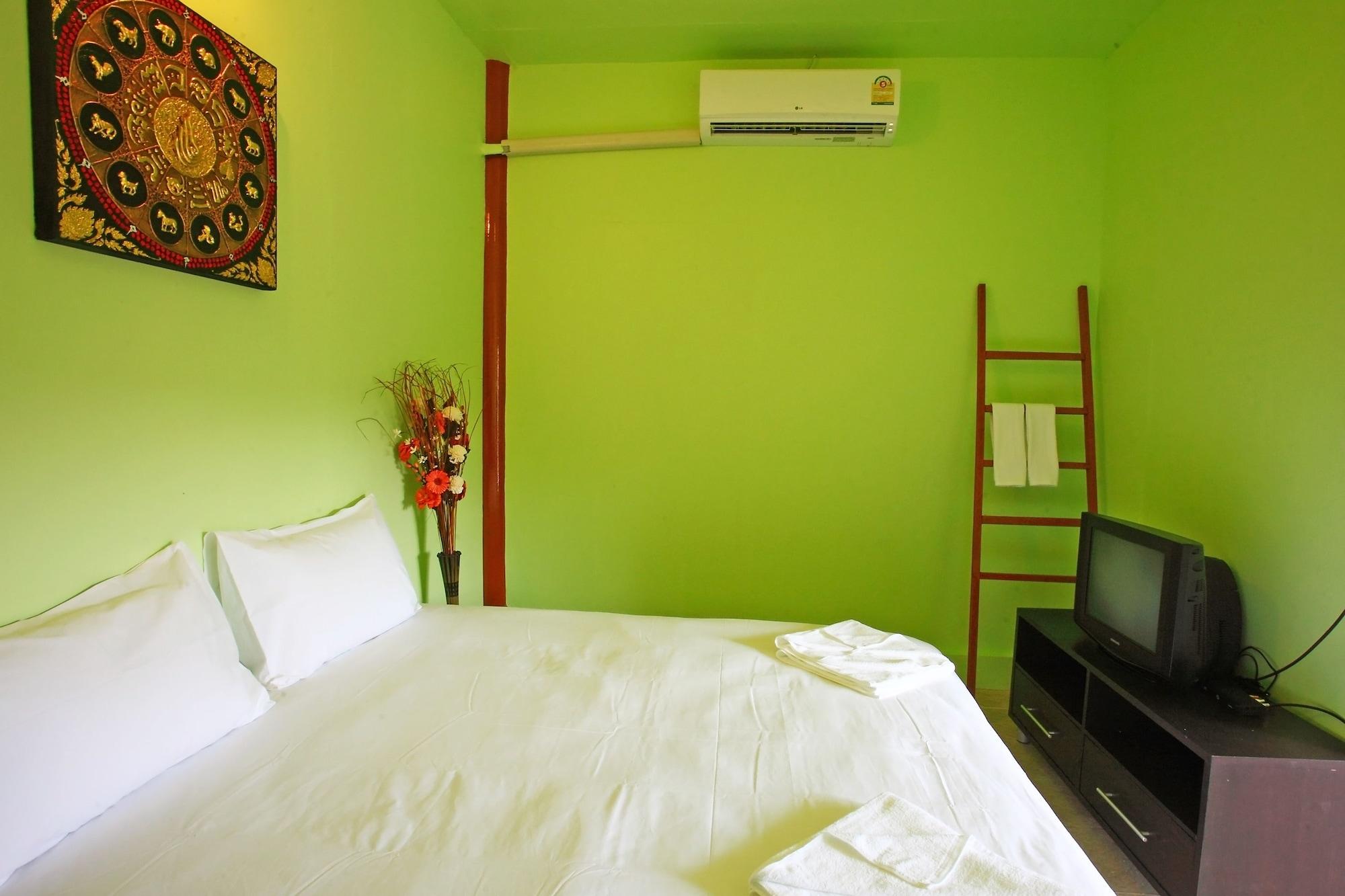Pp Red Tuna Hut Resort Phi Phi Don
