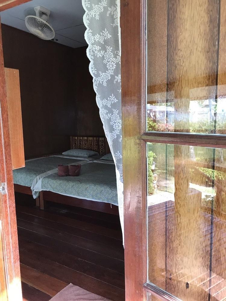 Resort Dusita Koh Kood