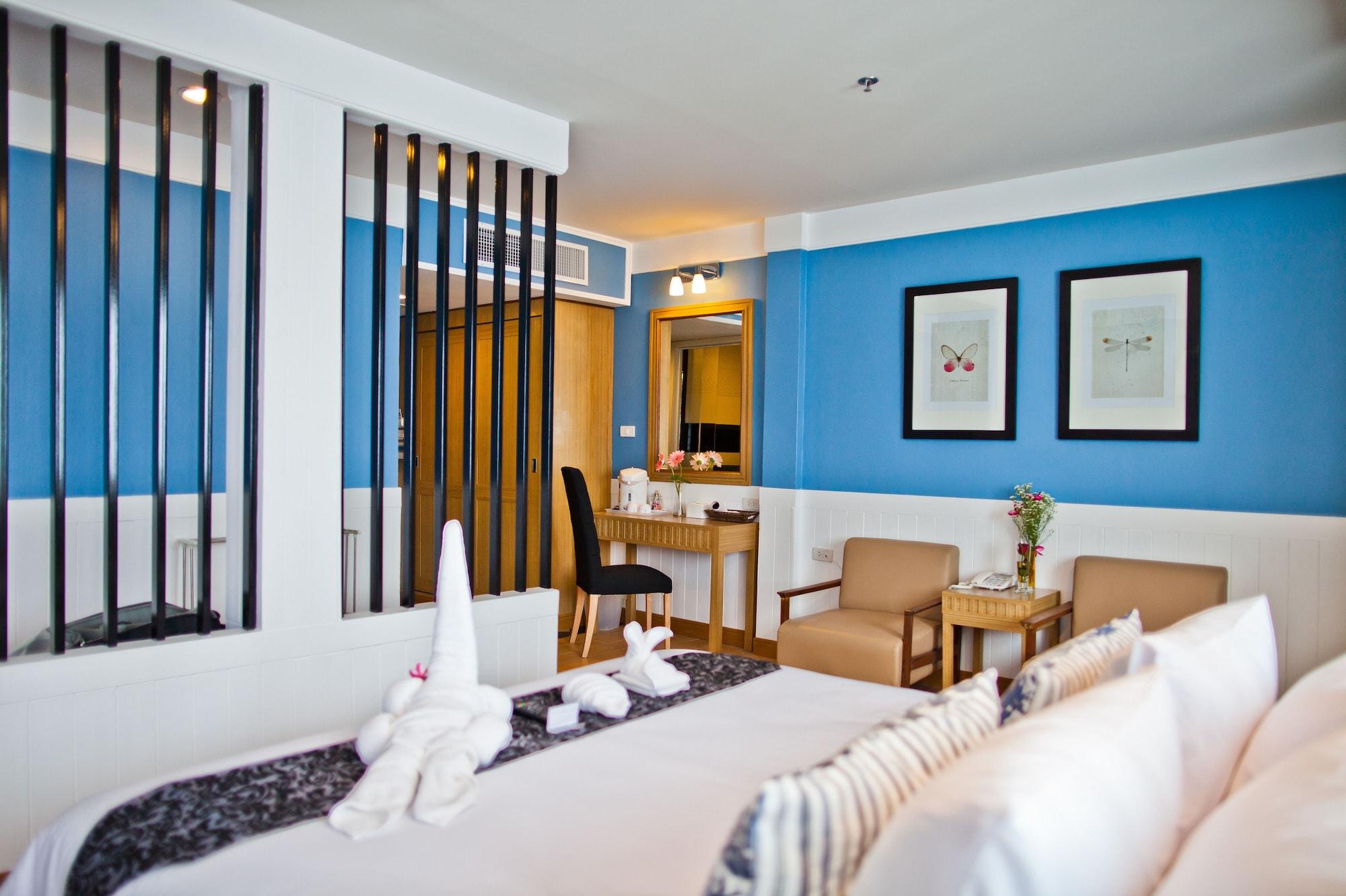 Paradise Hotel 3*