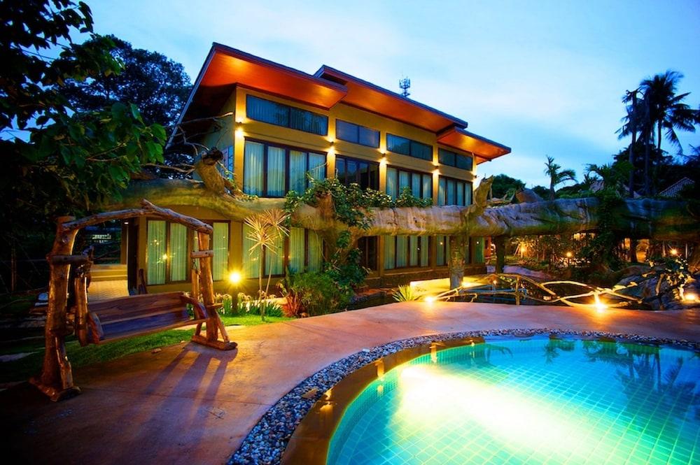 Blues River Resort 4*
