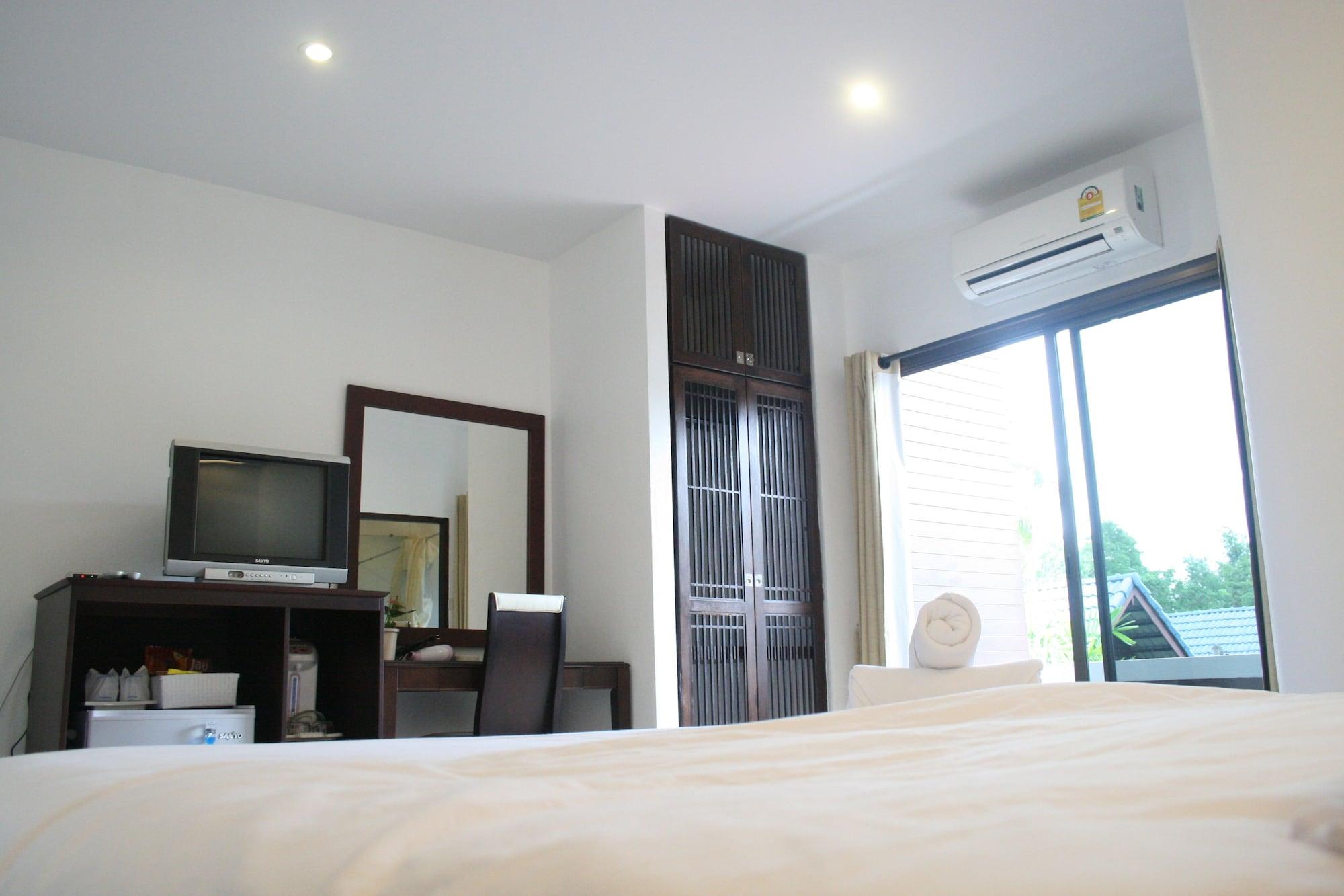 Baantalay Thungwualaen Hotel Pathiu