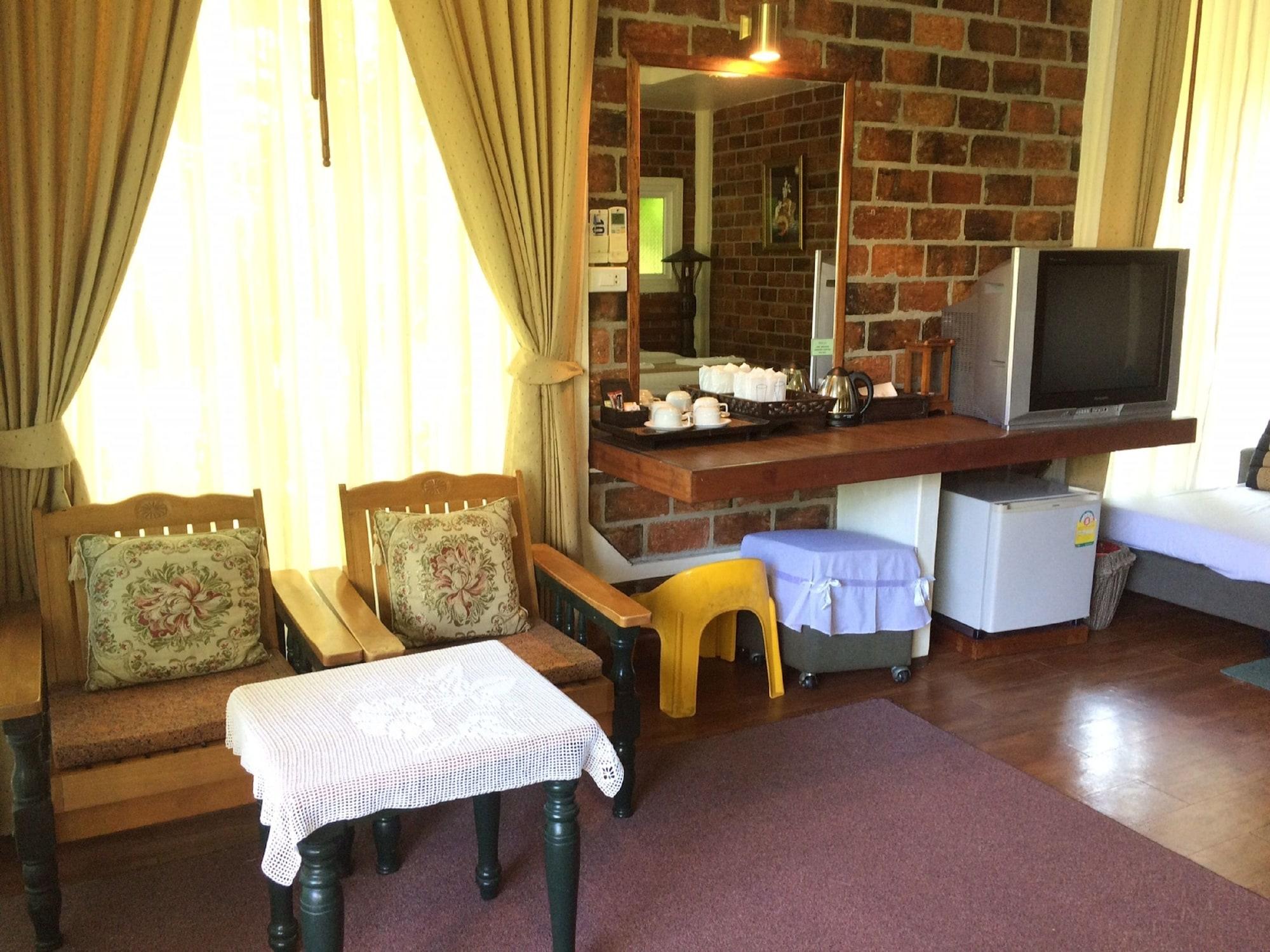 Hotel View Village 3*