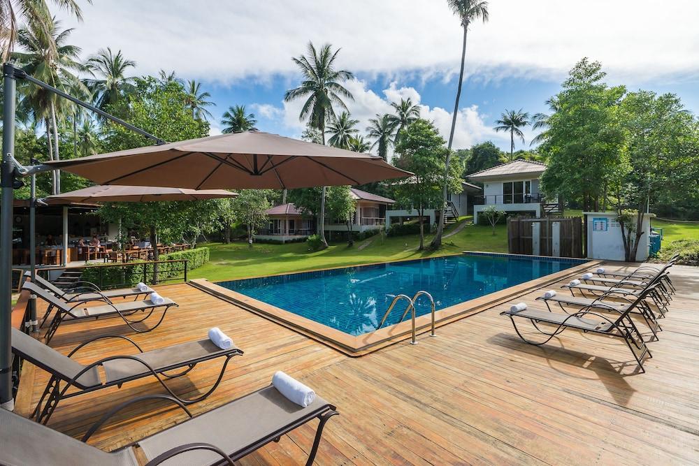 Phangan Akuna Resort 3*