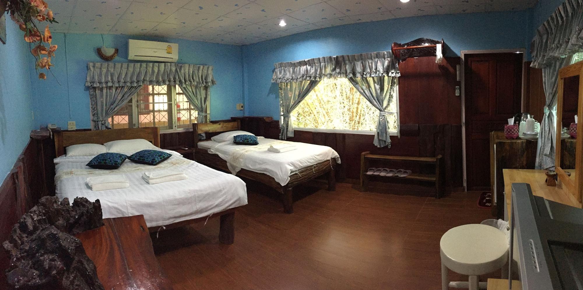 Resort Saiyok River House 3*