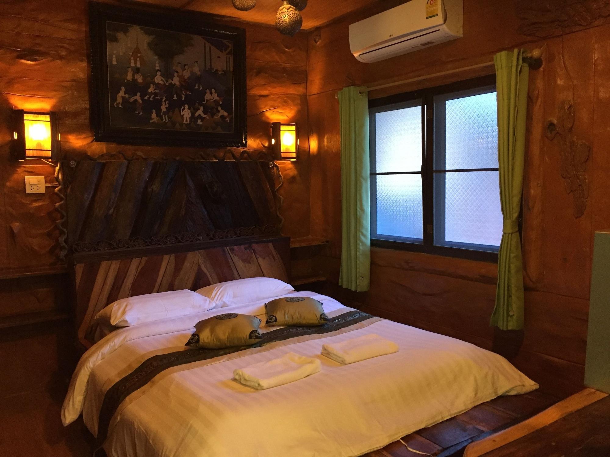 Saiyok River House Sai Yok