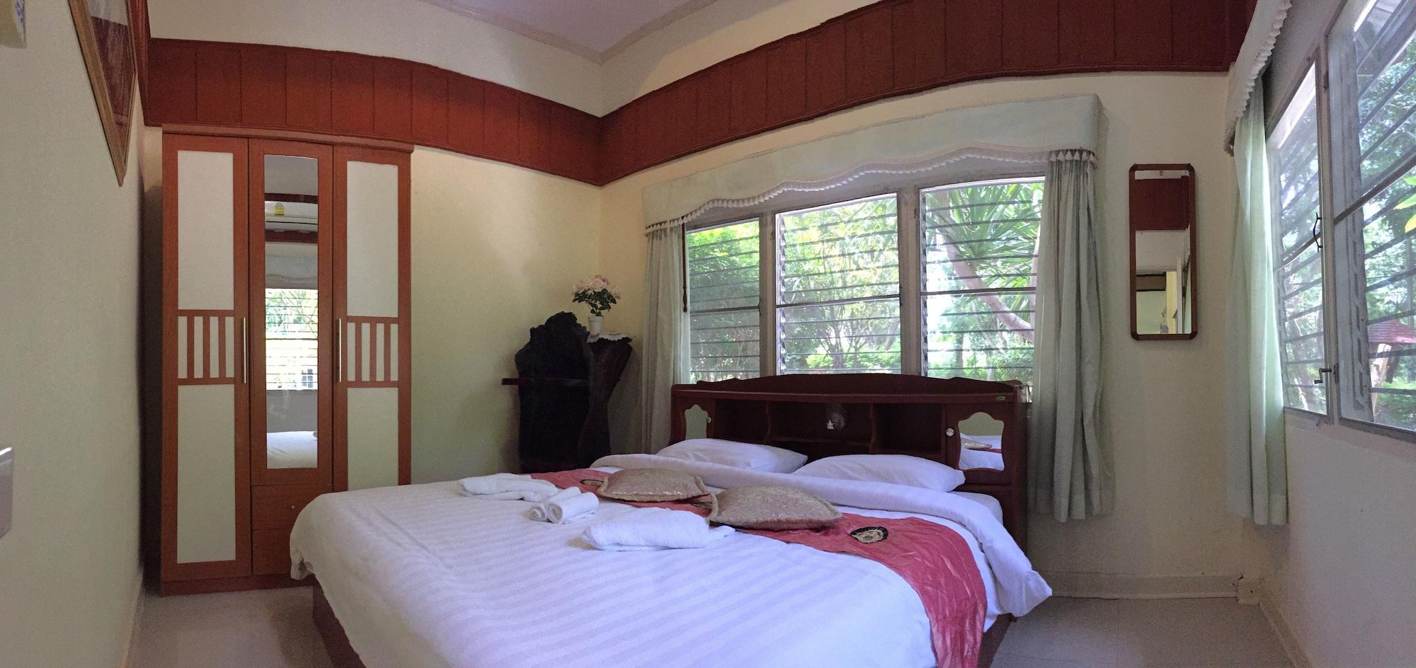 Saiyok River House 3*