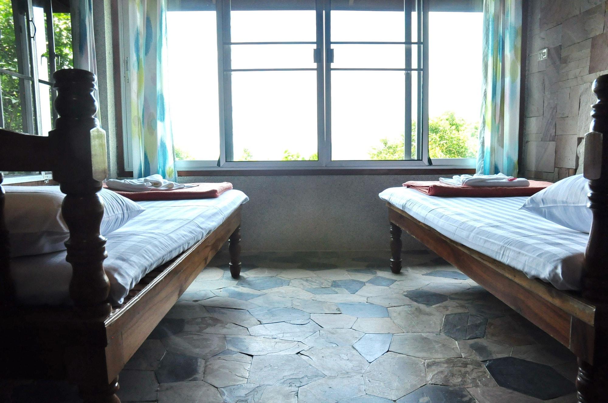 Hotel Chestnut Hill Eco Had Yai 2*