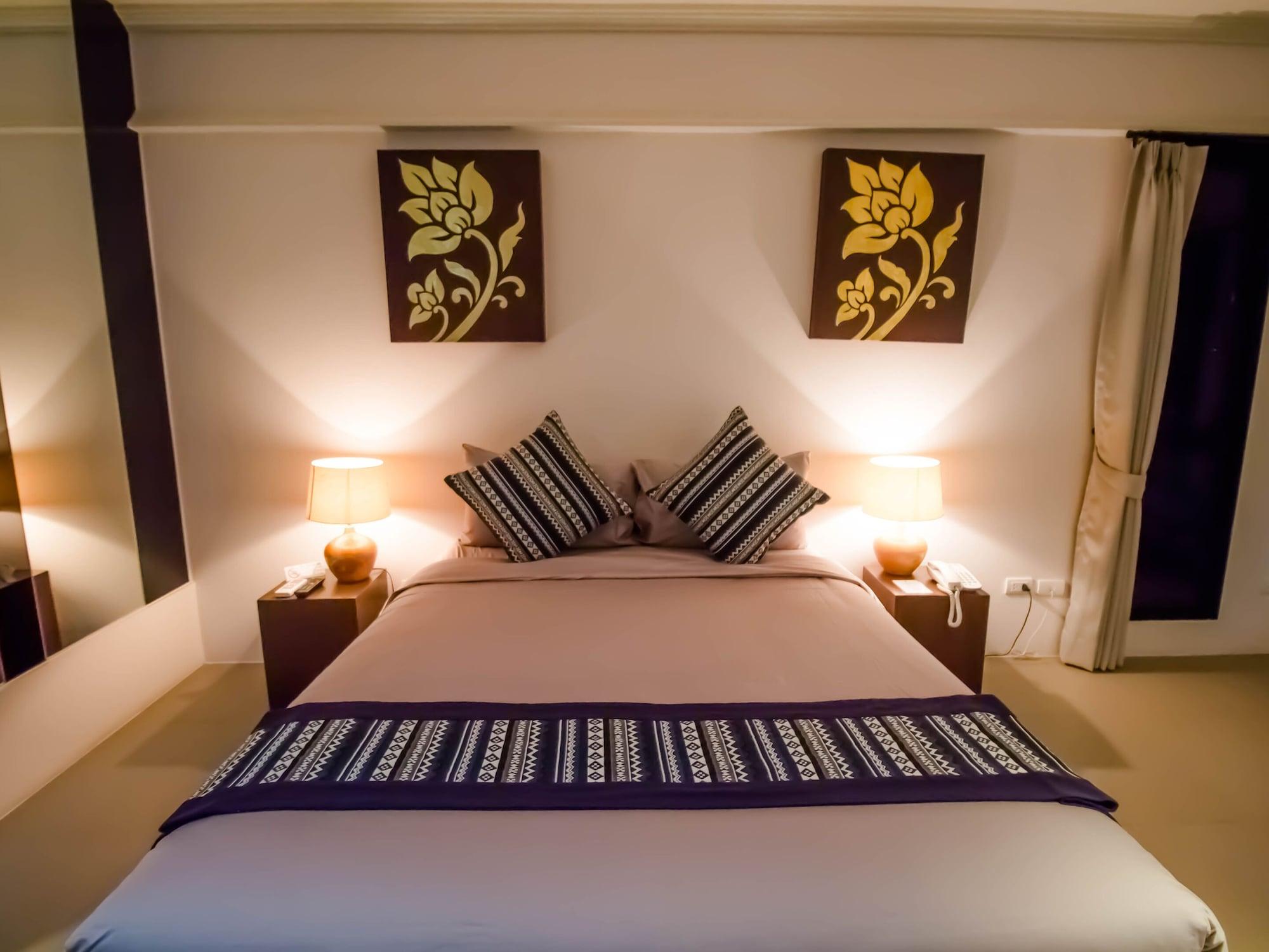 Fortune Riverview Hotel 4*