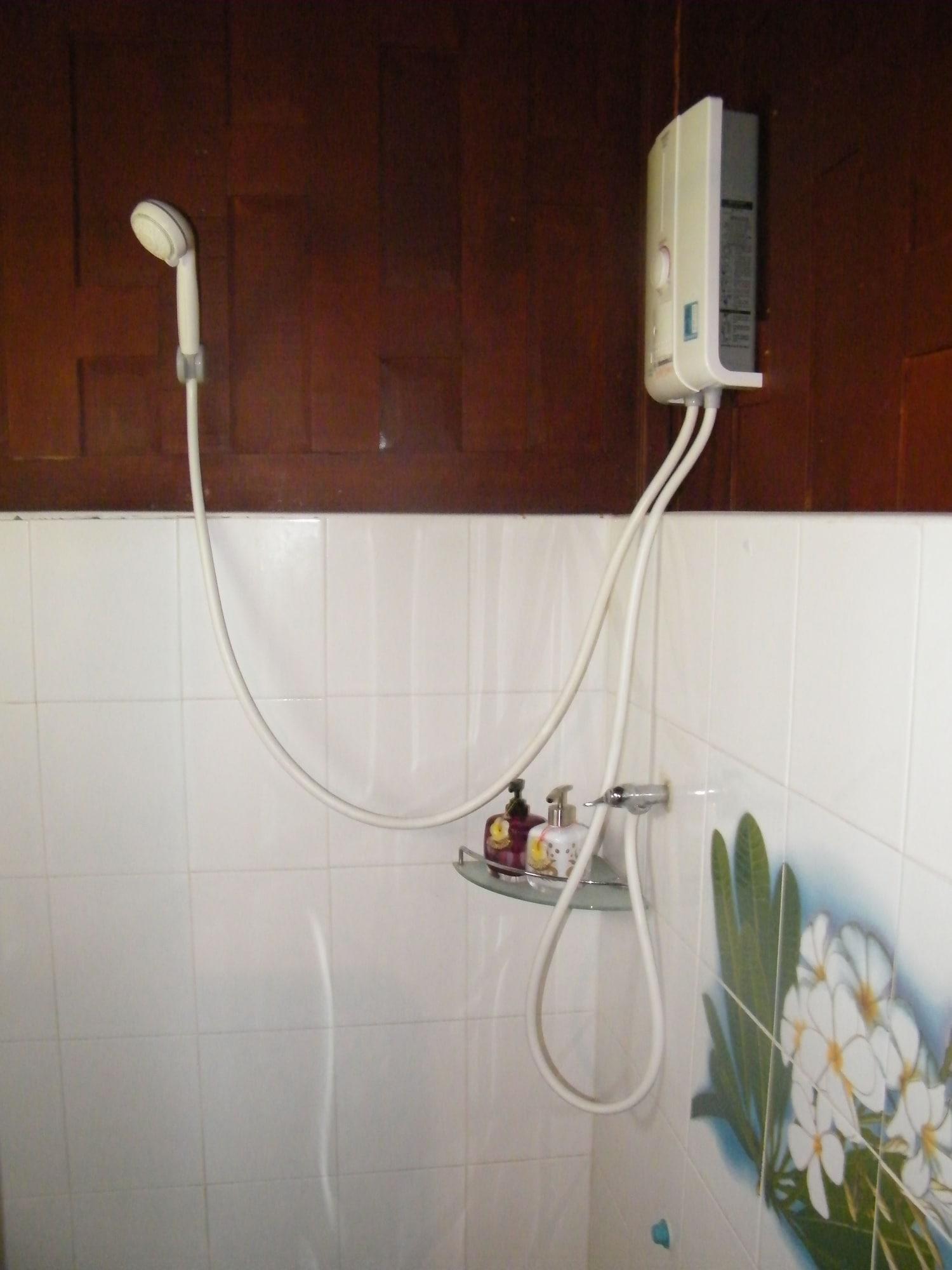 The Legend Maeklong Hotel