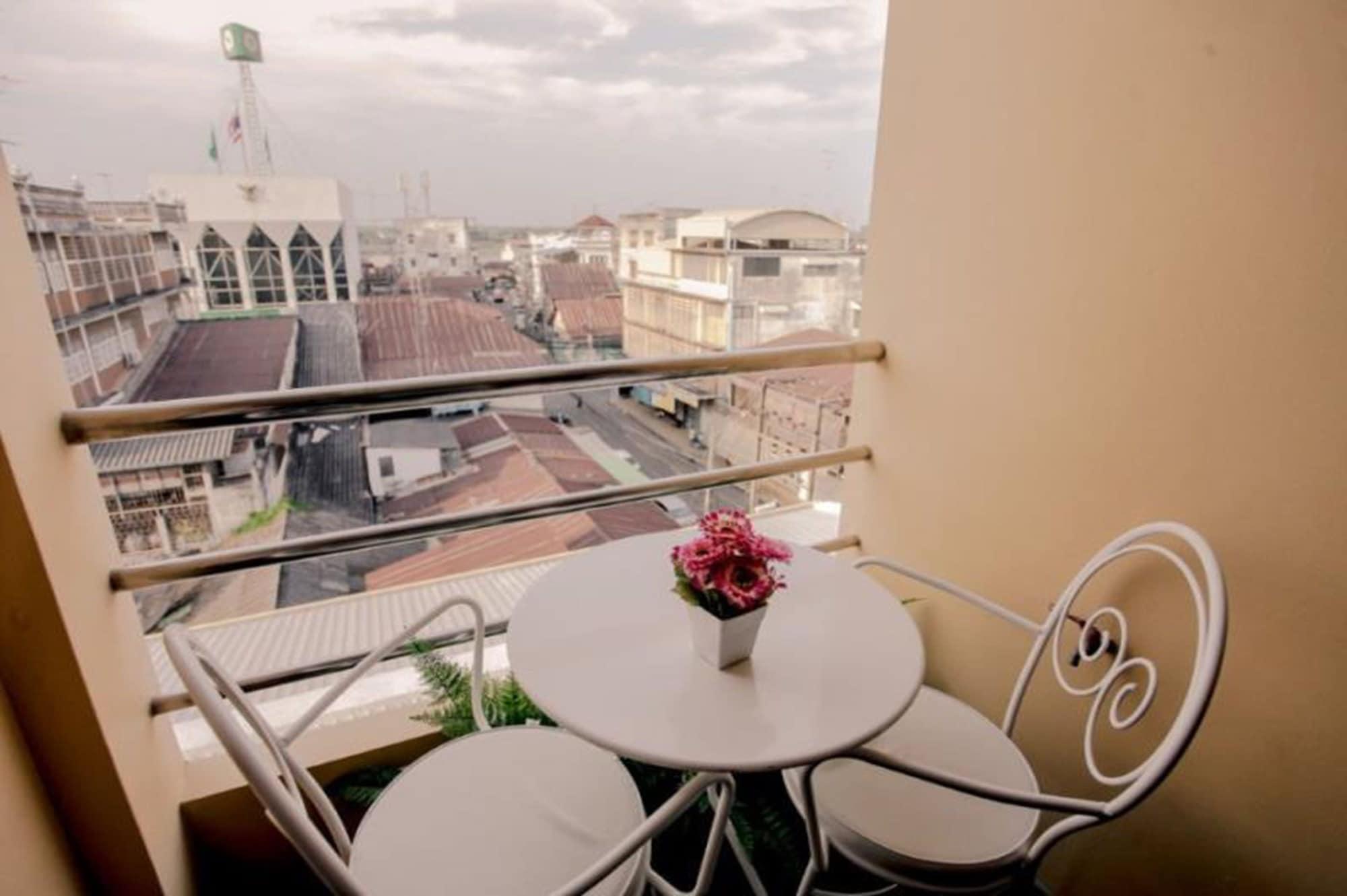 Hotel Klang Muang @ Nongkhai Nong Khai