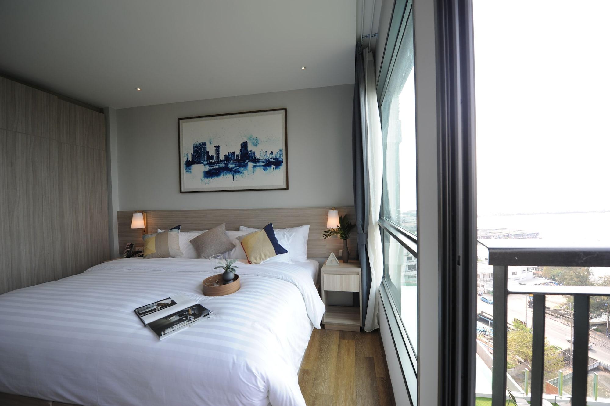 Hotel Oakwood & Sri Racha