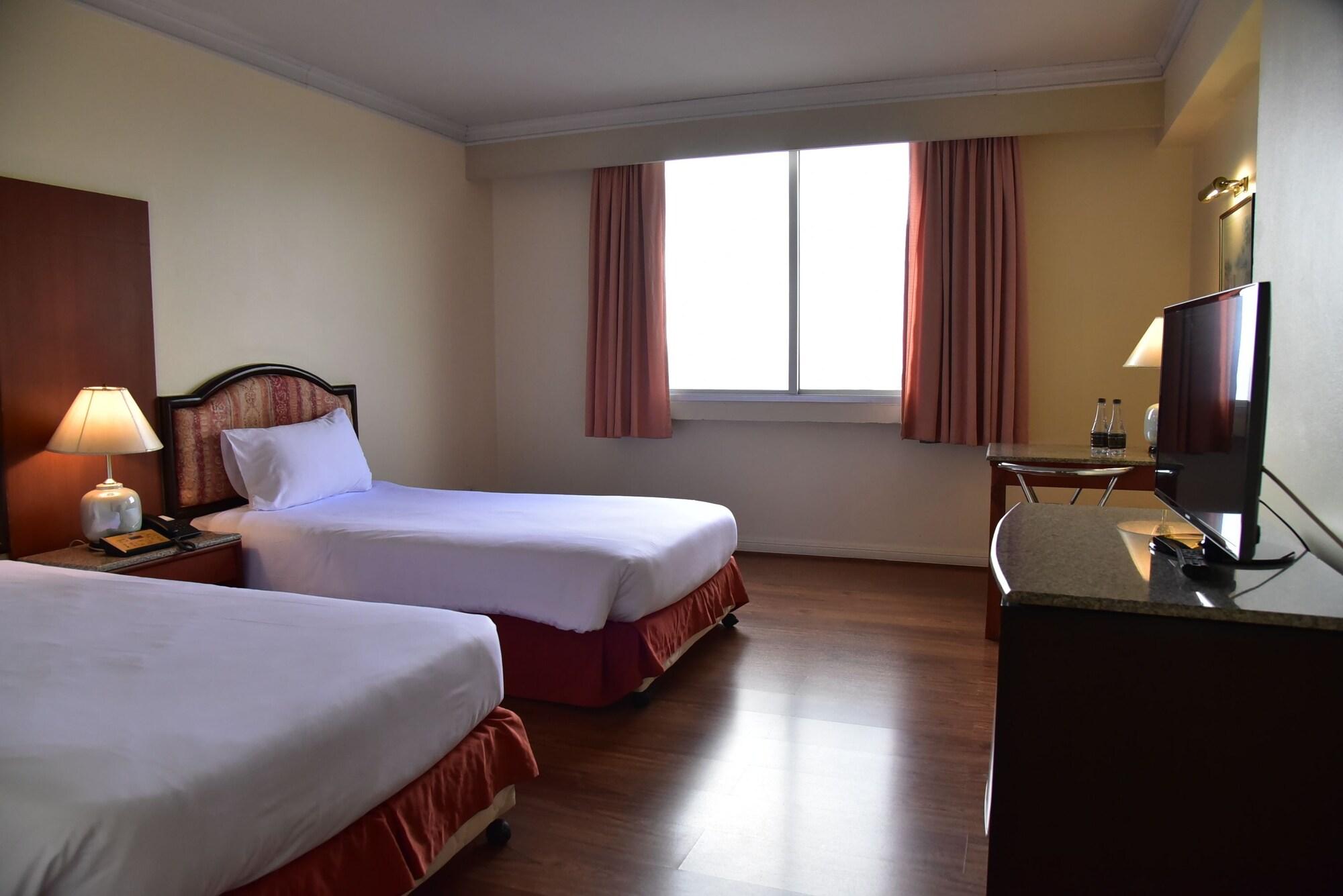 Hotel Lee Gardens Plaza - Sha