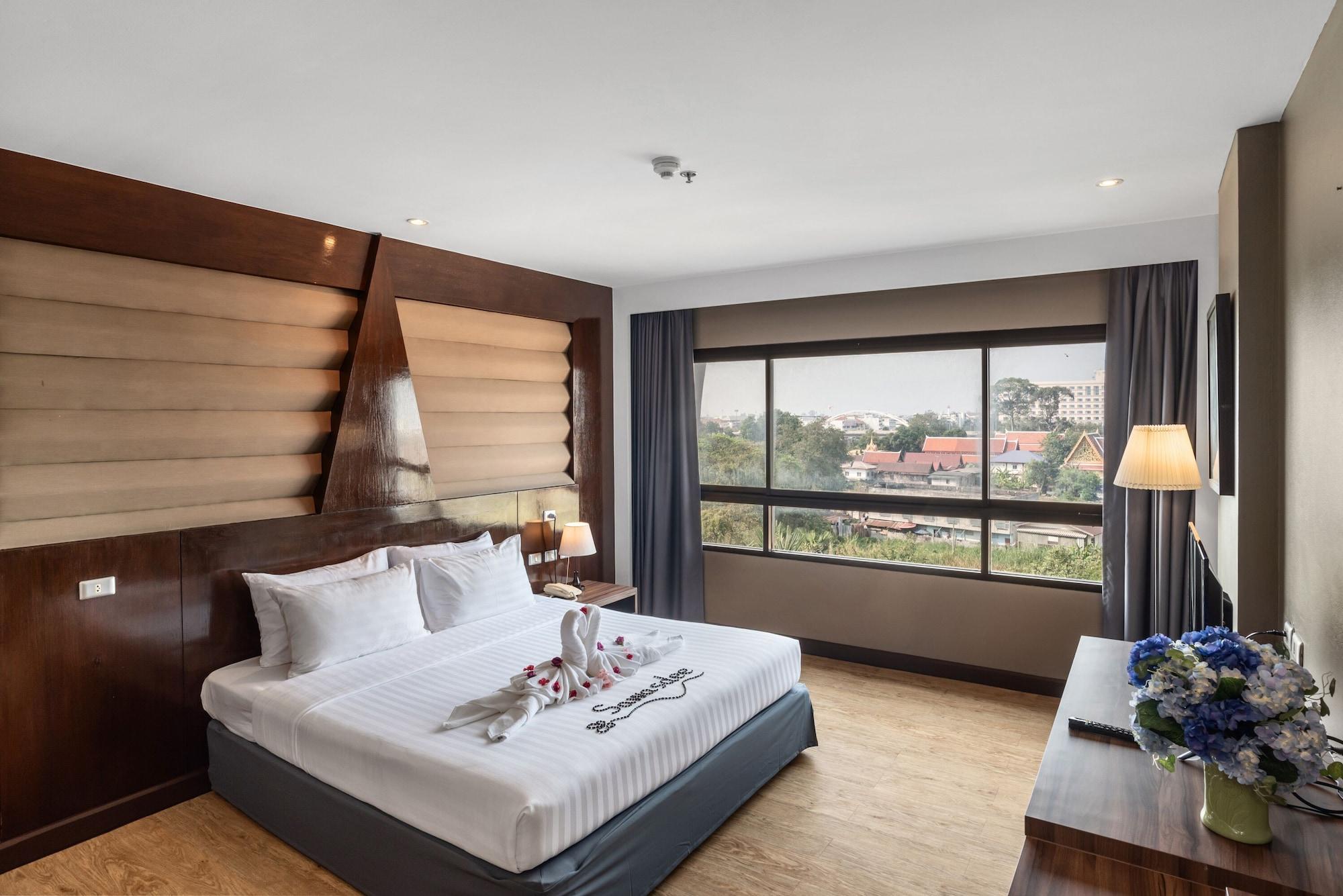 Woraburi & By The River Hotel