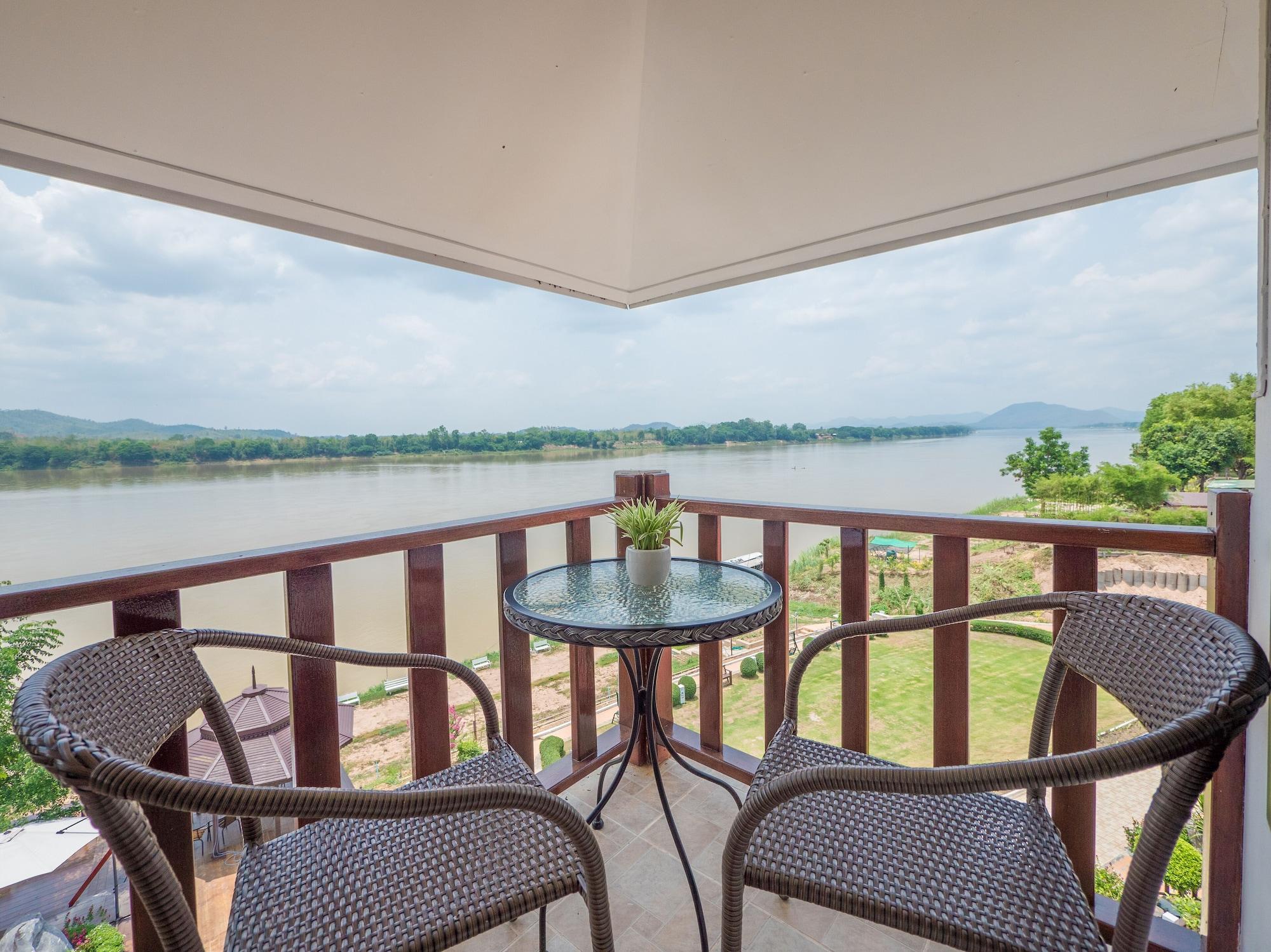 Resort Chiangkhan River Mountain Chiang Khan