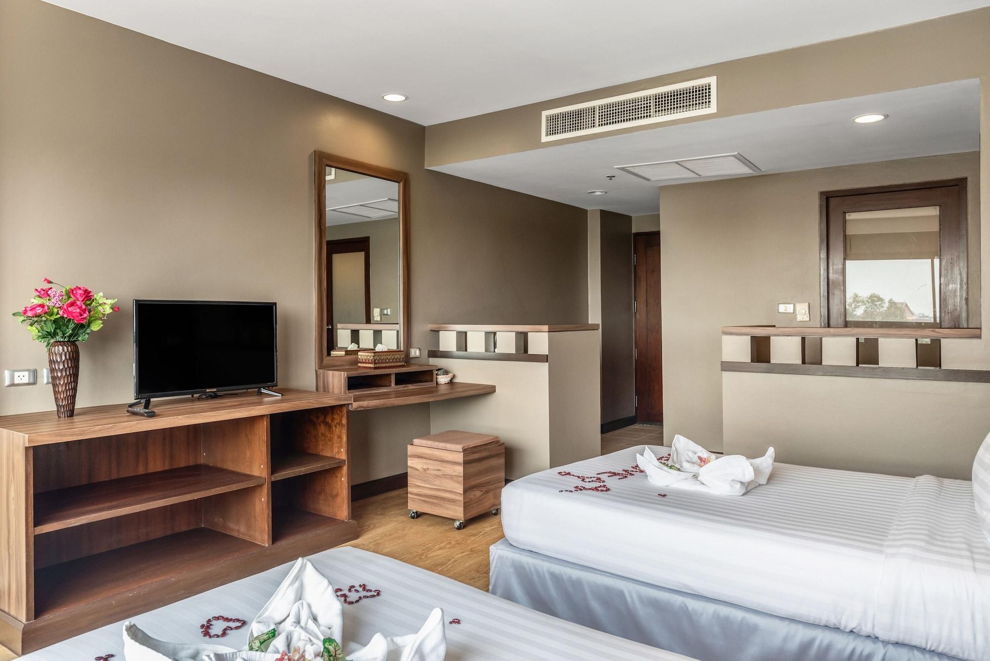 Woraburi & By The River 4*